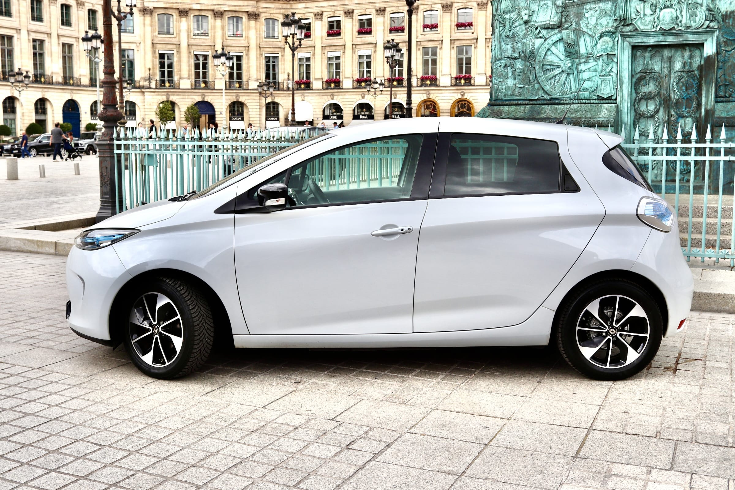 Renault ZOE  100% électrique – économique & pratique en ville