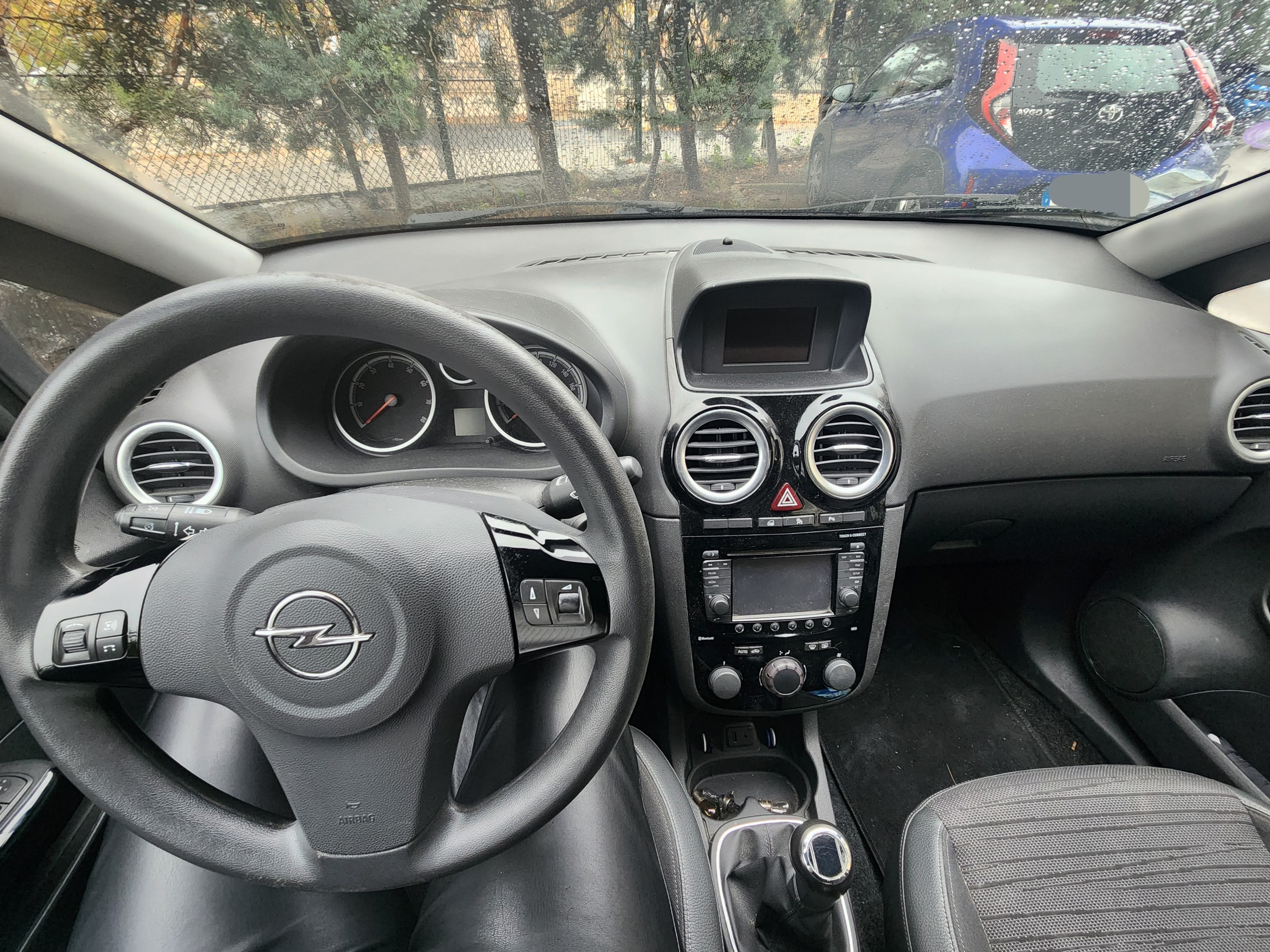 Opel Corsa with Bluetooth audio