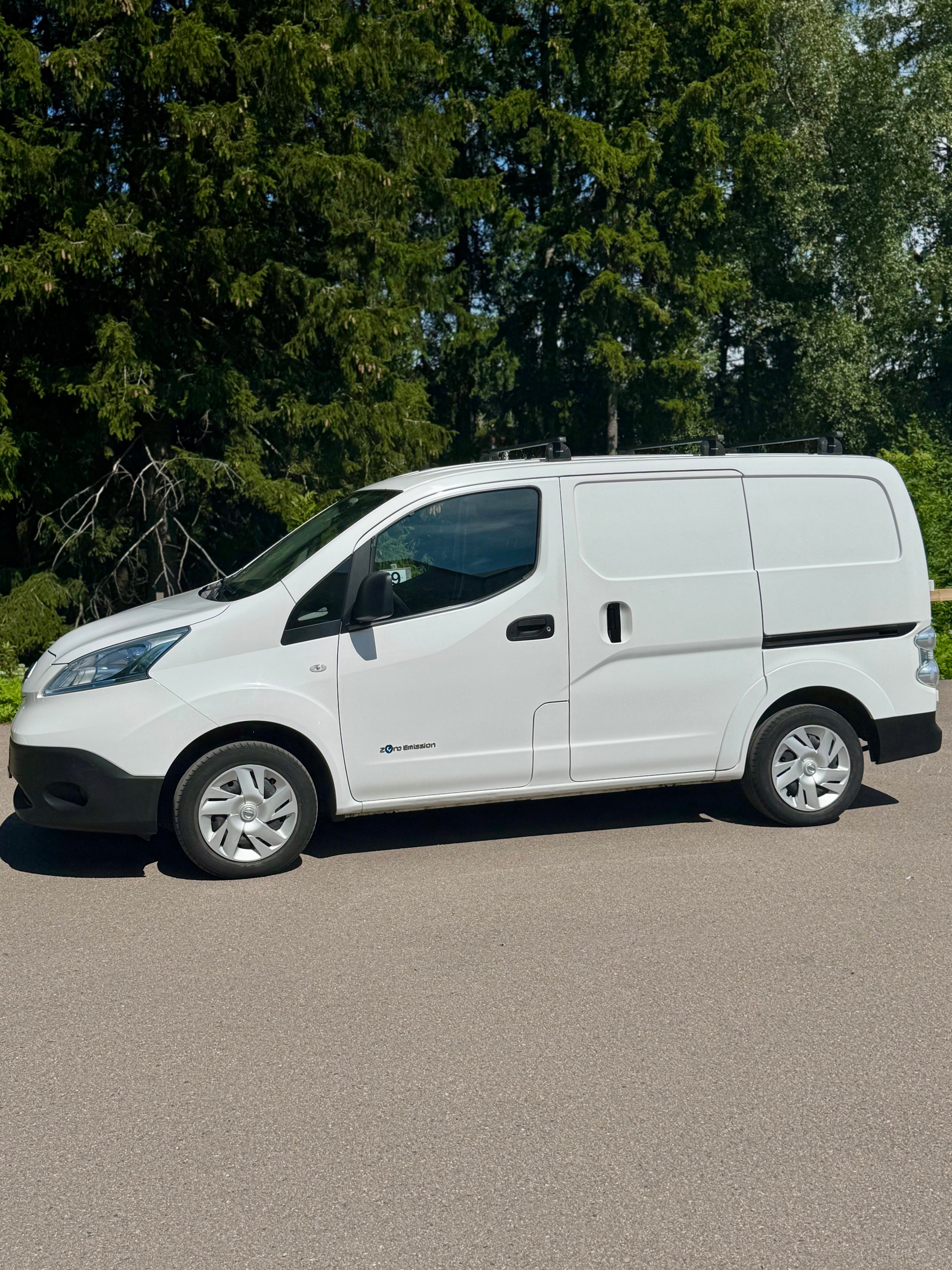Nissan e-NV200 Varebil med Aircondition