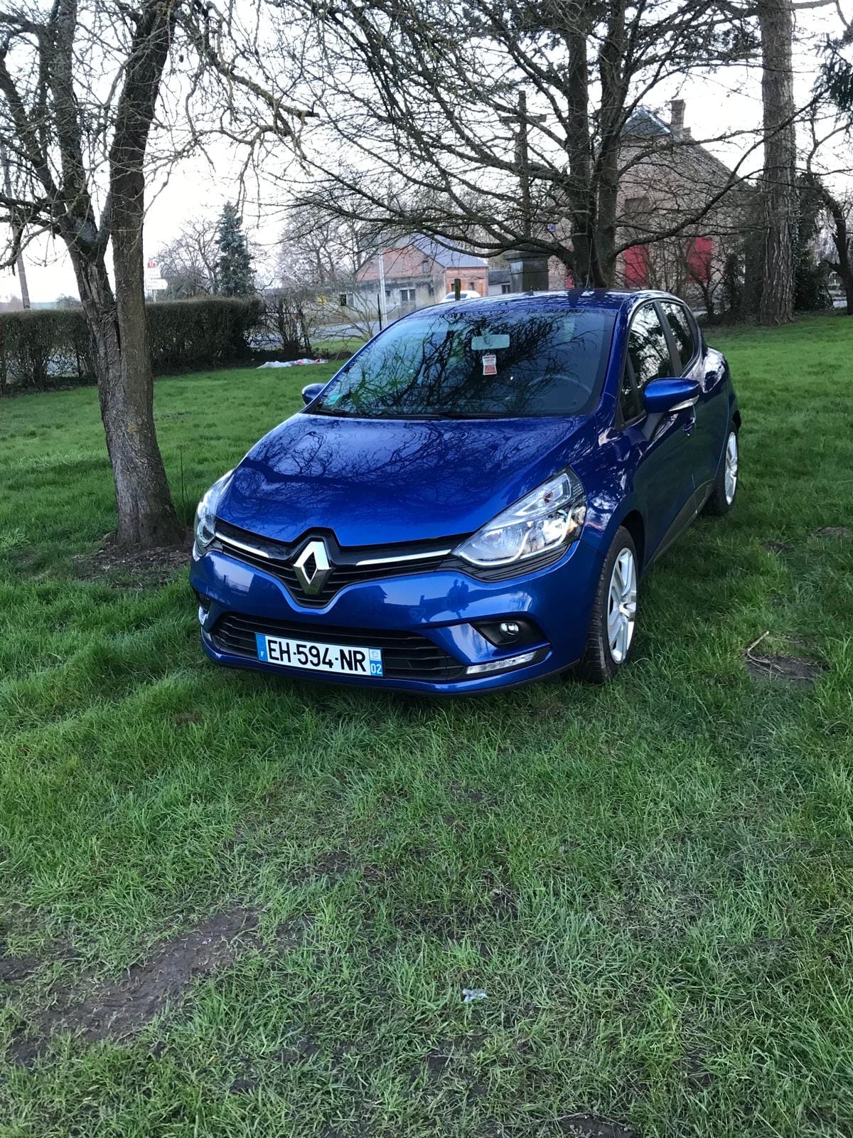 Renault Clio avec Siège bébé