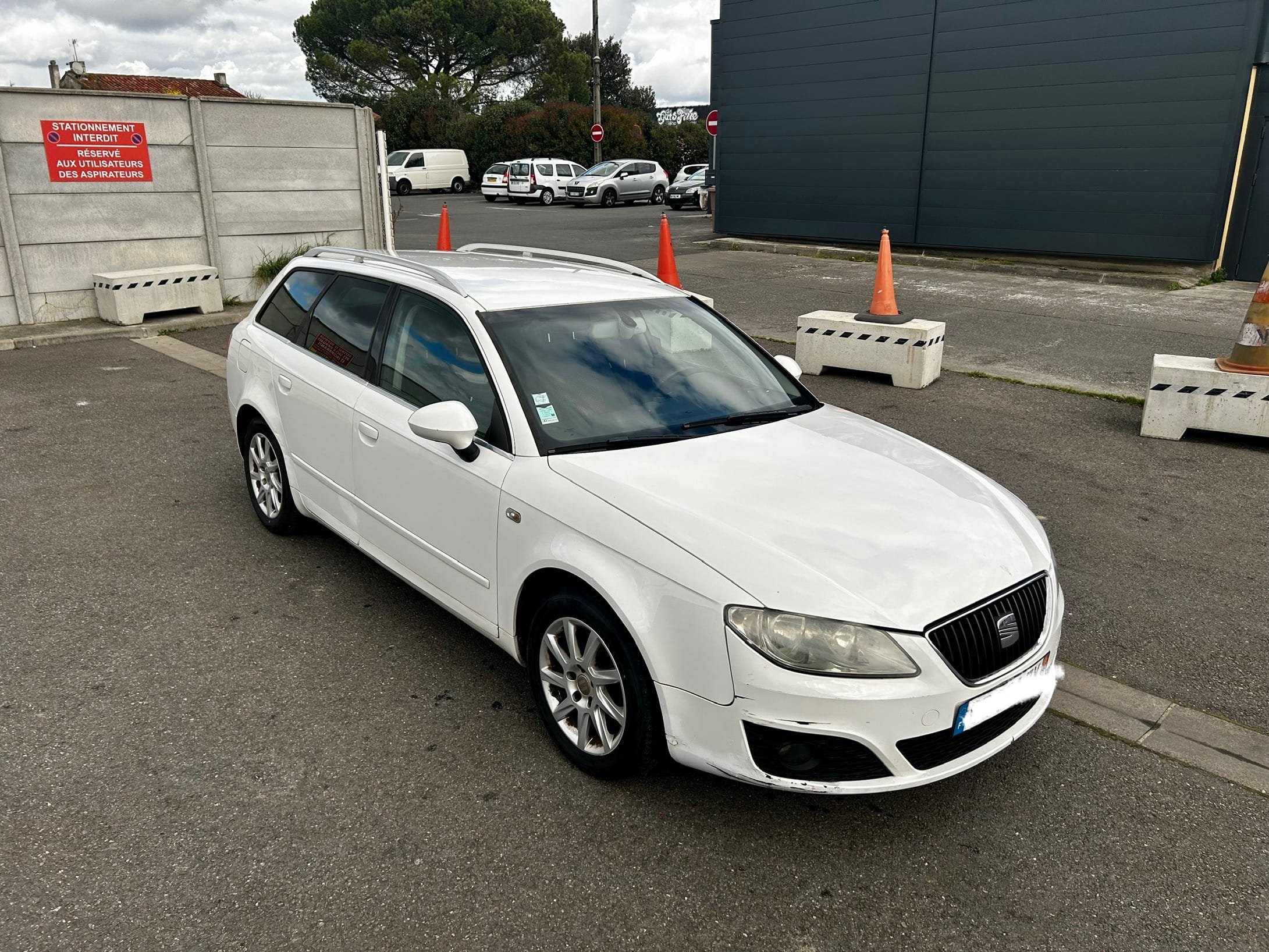Seat Exeo ST met Cruise control