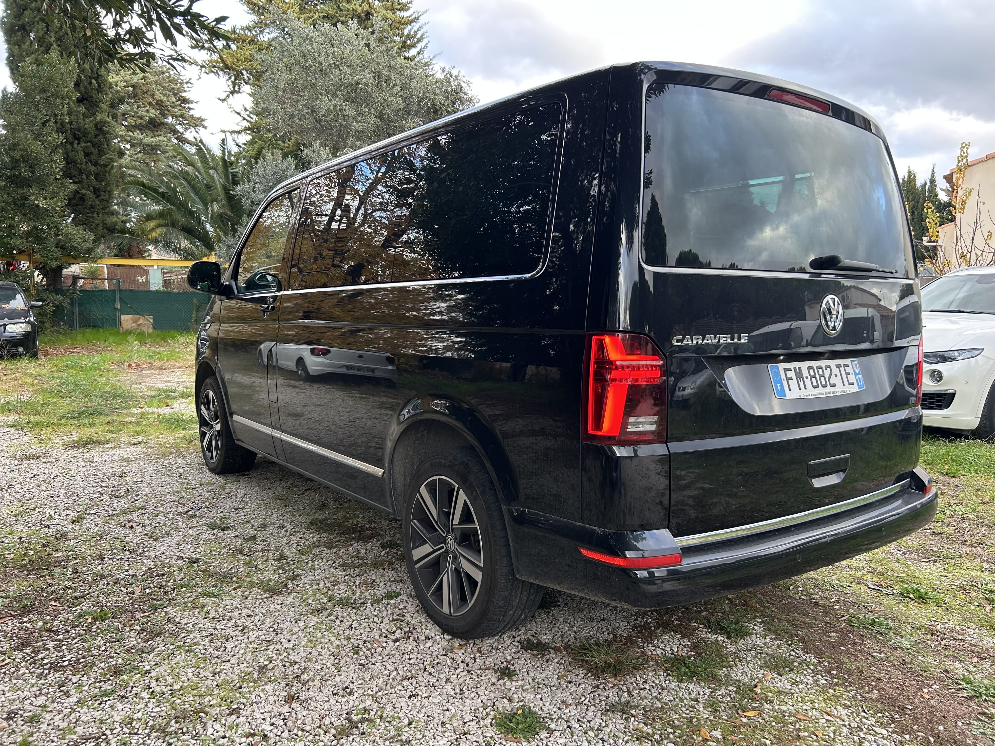 Volkswagen Caravelle avec GPS