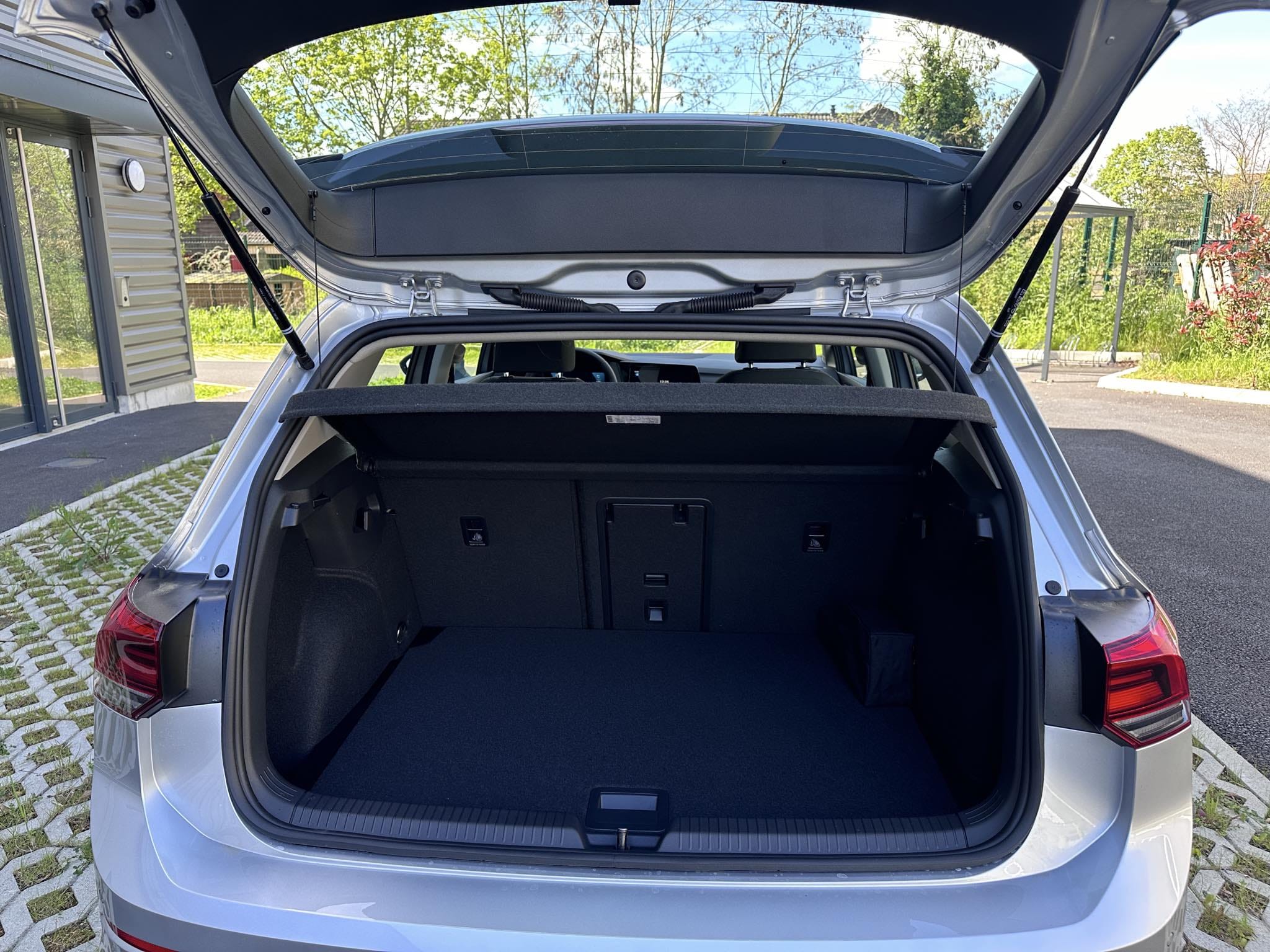 Volkswagen Golf A8 1.5 ETSI MILD HYBRID 130 CH DSG7 STYLE avec Android Auto