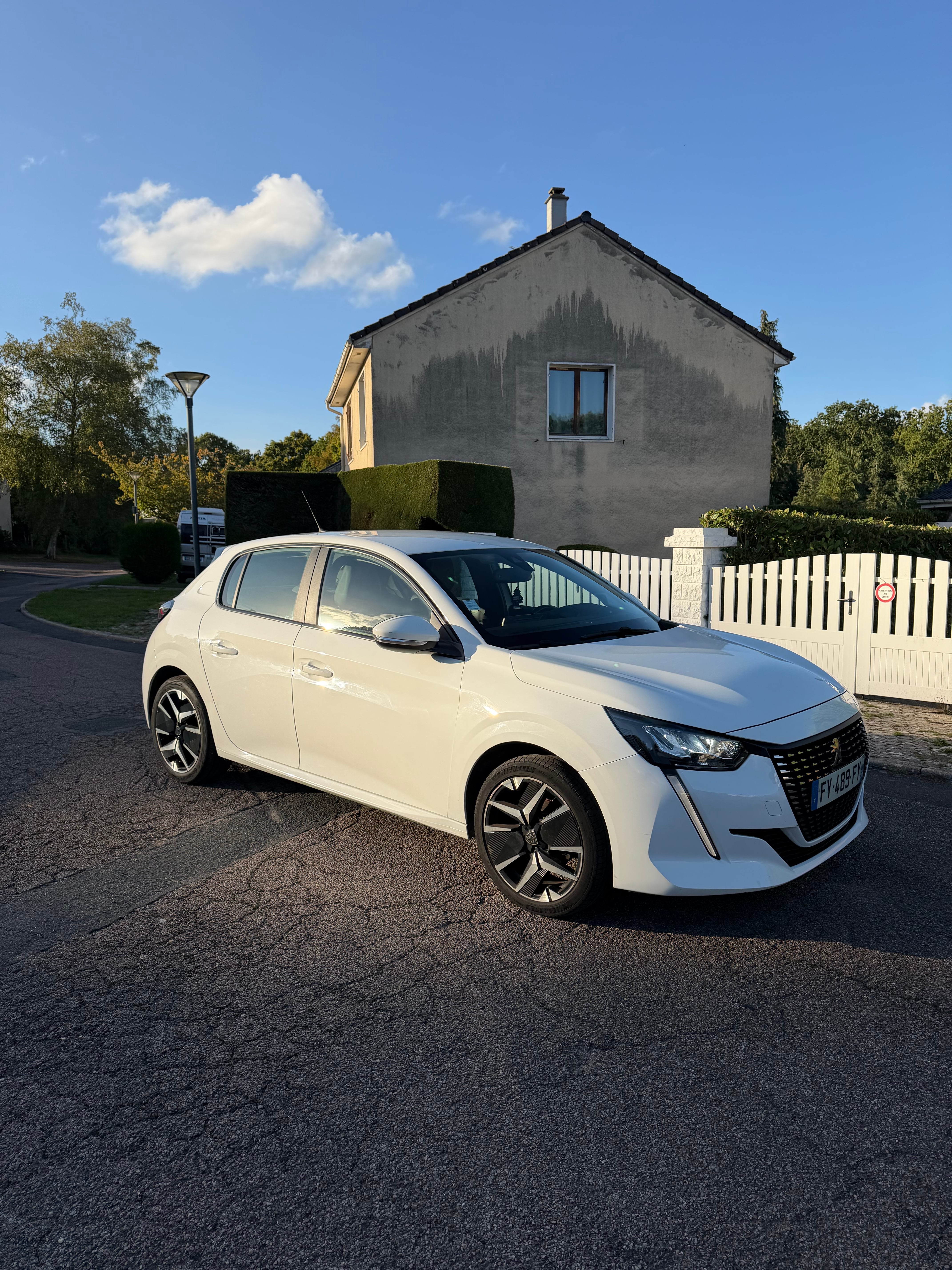 Peugeot 208 avec Port USB