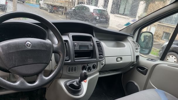 Renault Trafic DCI 9m3 L2H2 avec diable