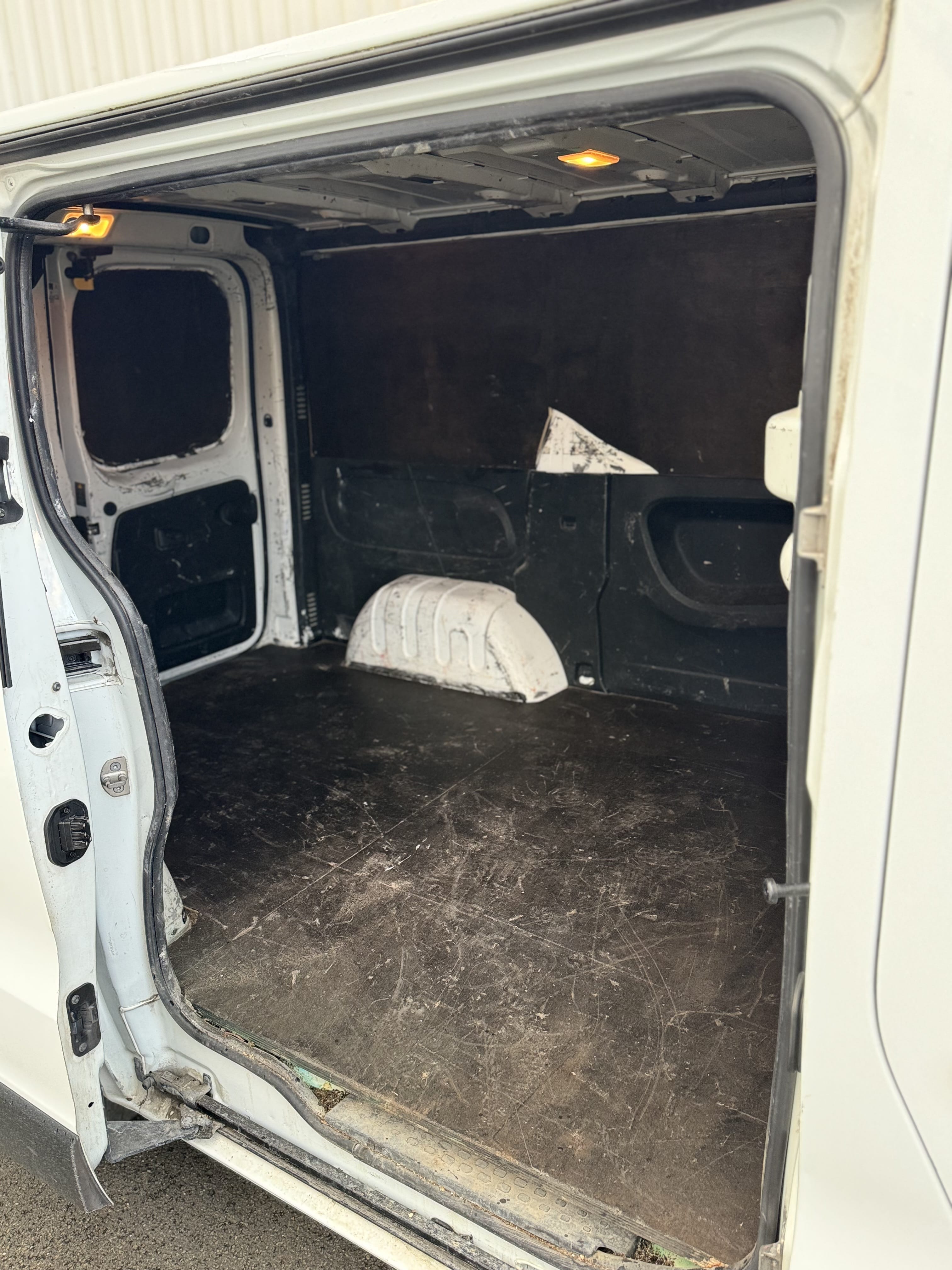 Renault Trafic avec Entrée audio / iPod