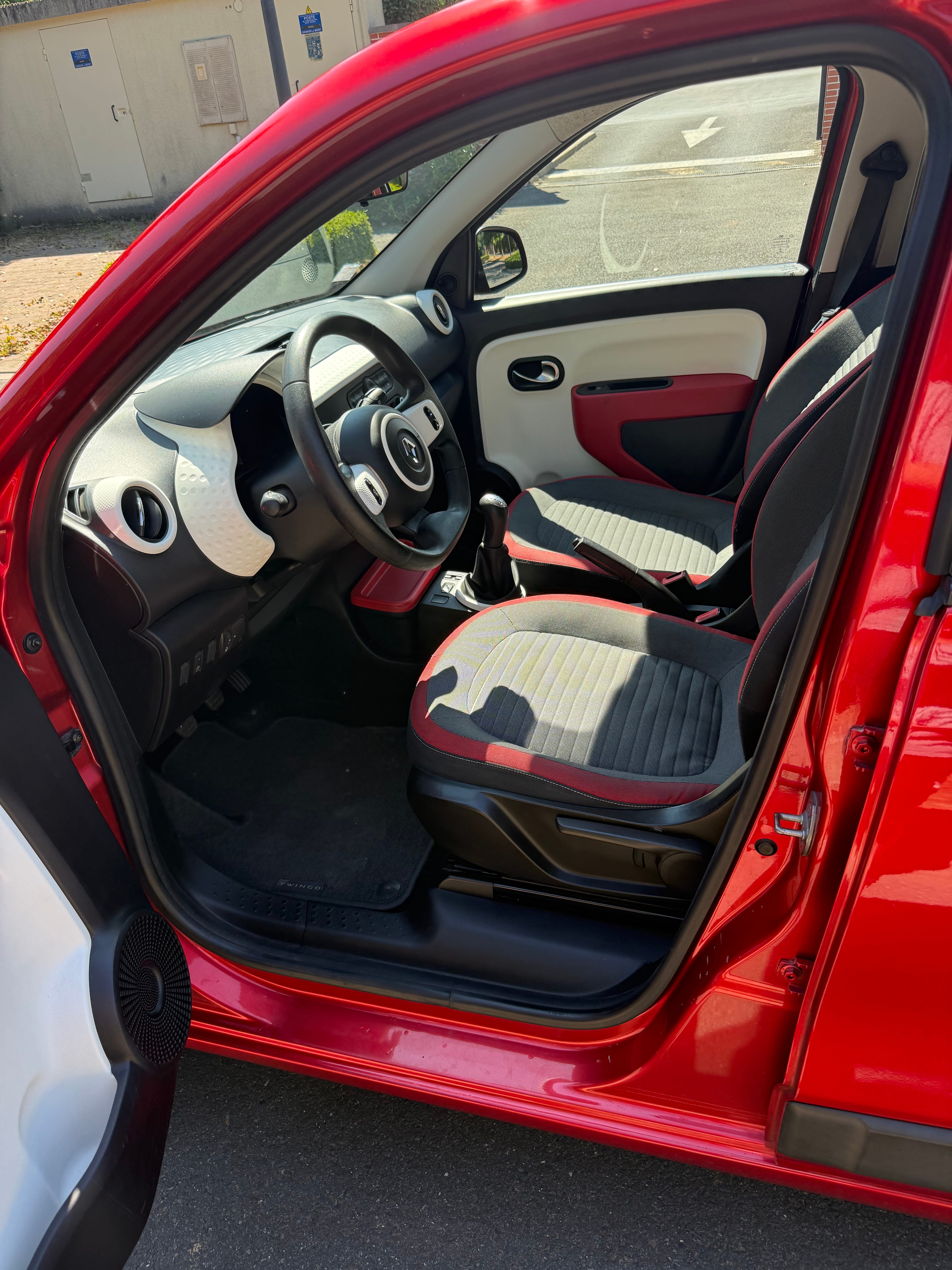 Renault Twingo III avec Port USB
