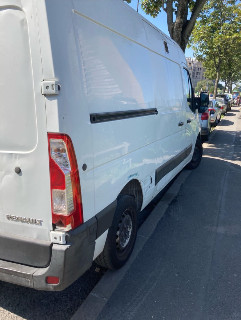 Renault Master 12m3 avec Audio Bluetooth