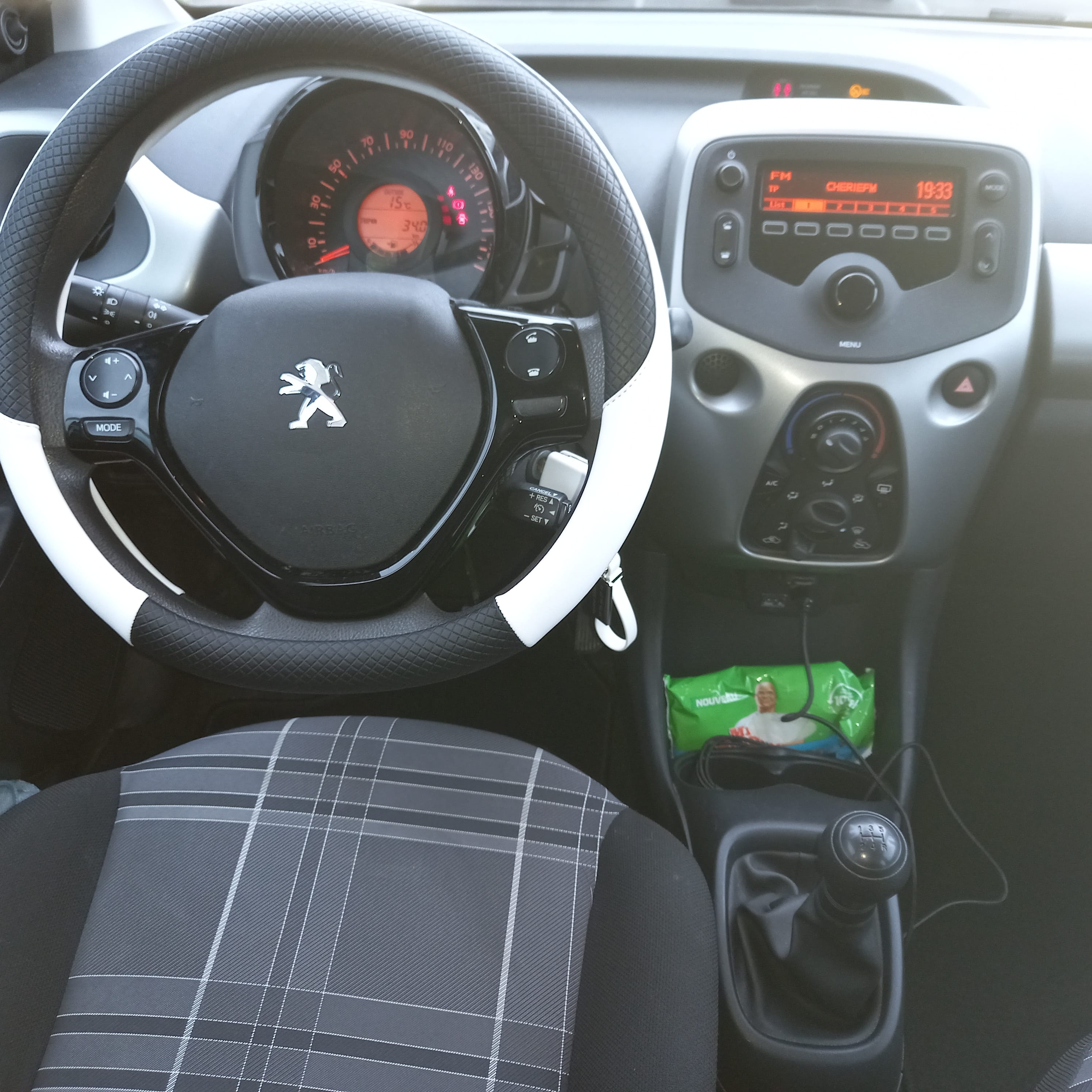 Peugeot 108 ACTIVE II avec Audio Bluetooth