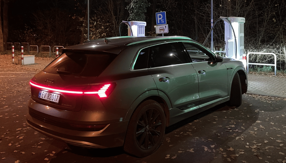 Audi e-tron Quattro Premium 55 met Airco