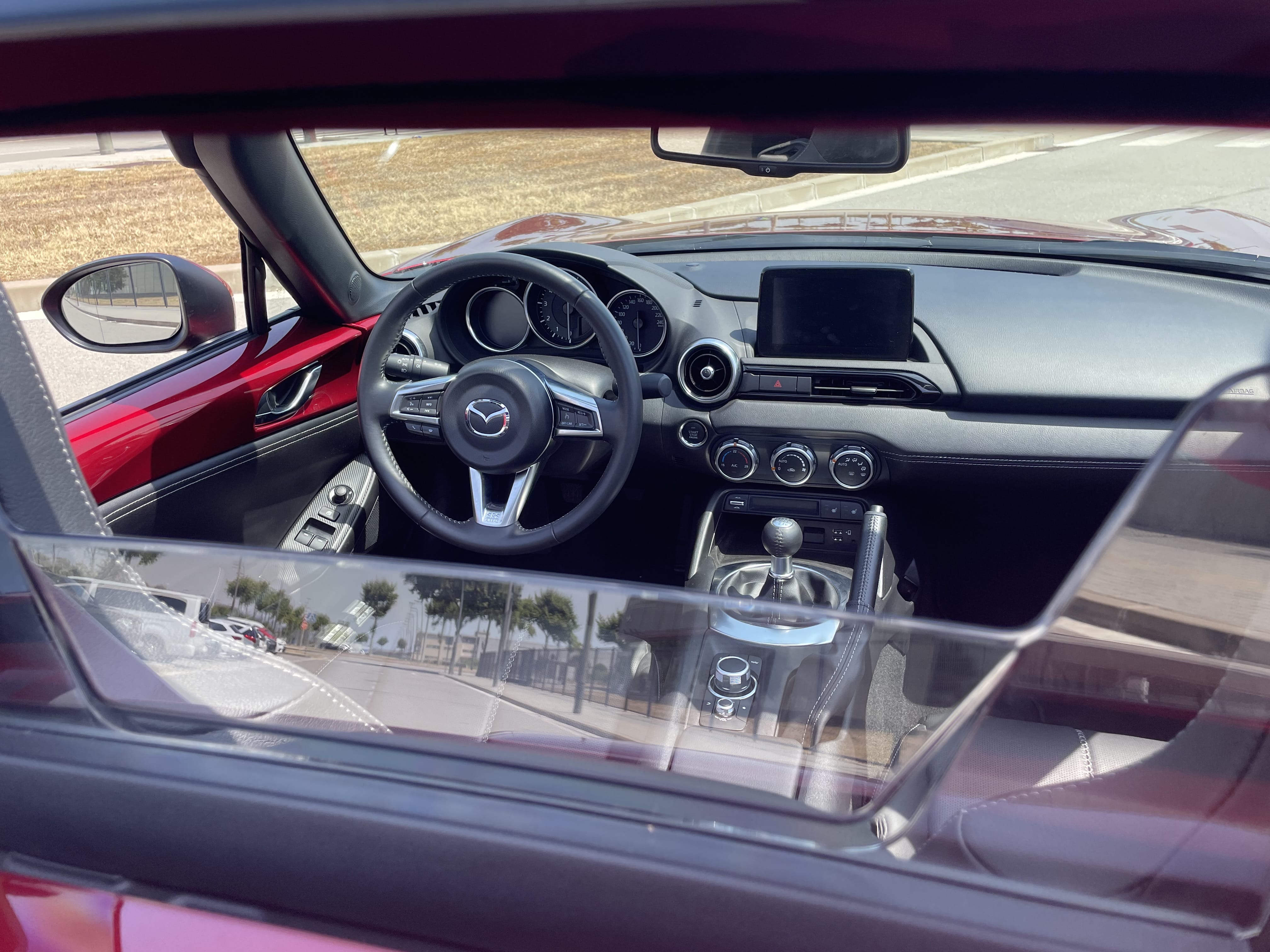 Mazda MX-5 Miata Club Sport descapotable con Control de velocidad