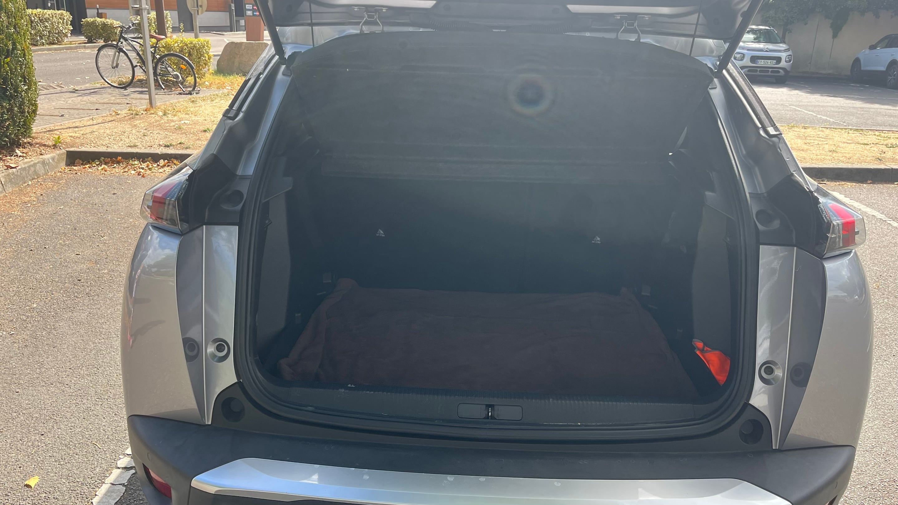 Peugeot 2008 avec GPS