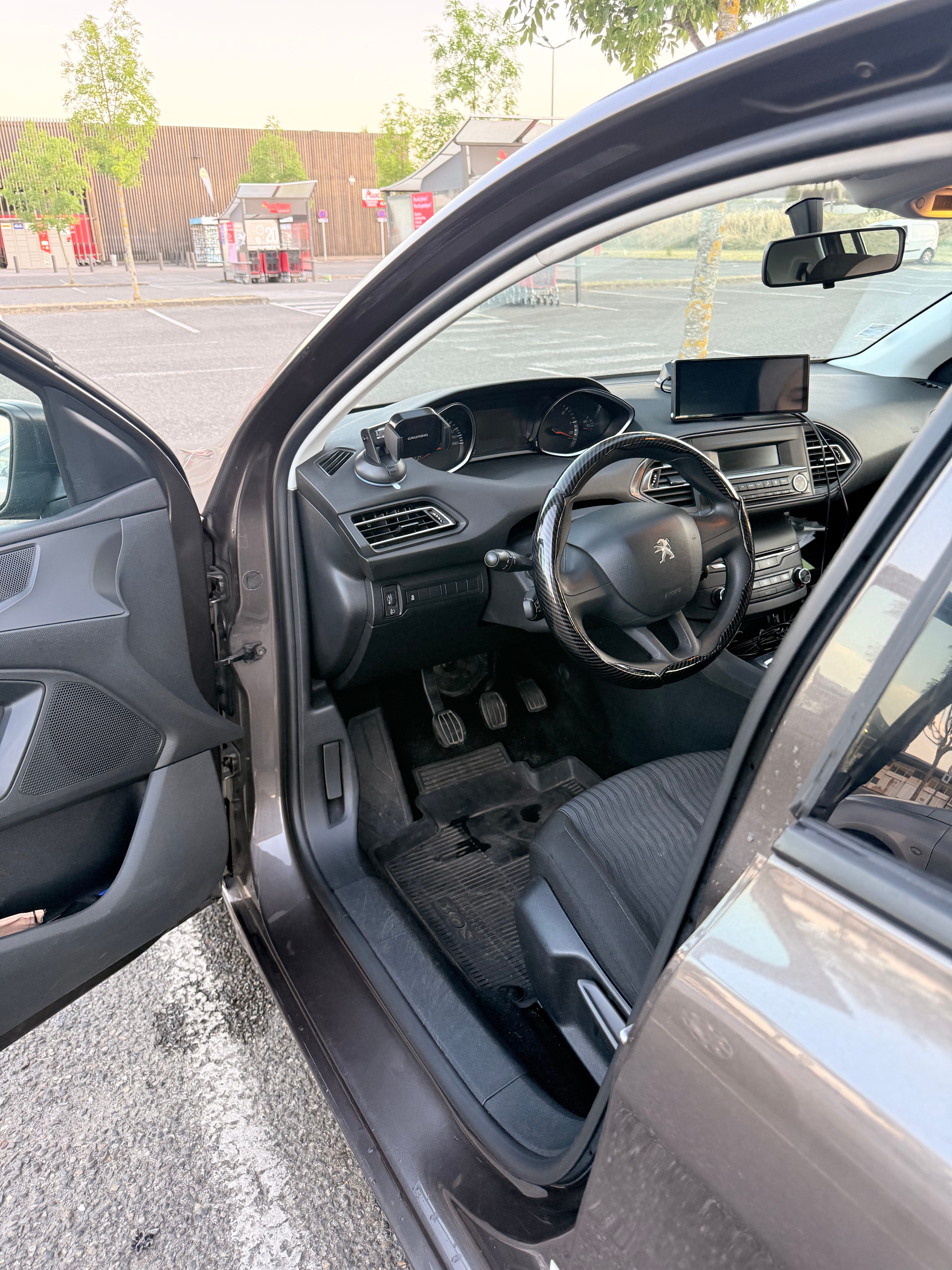 Peugeot 308 met Android Auto