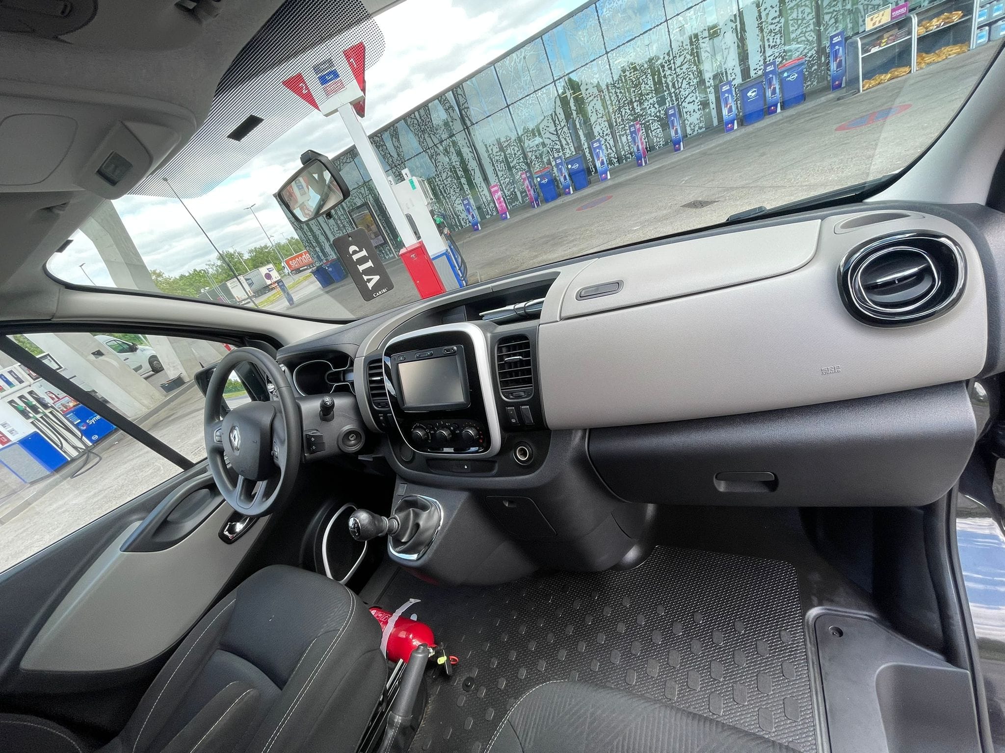 Renault Trafic Double Cabine avec GPS