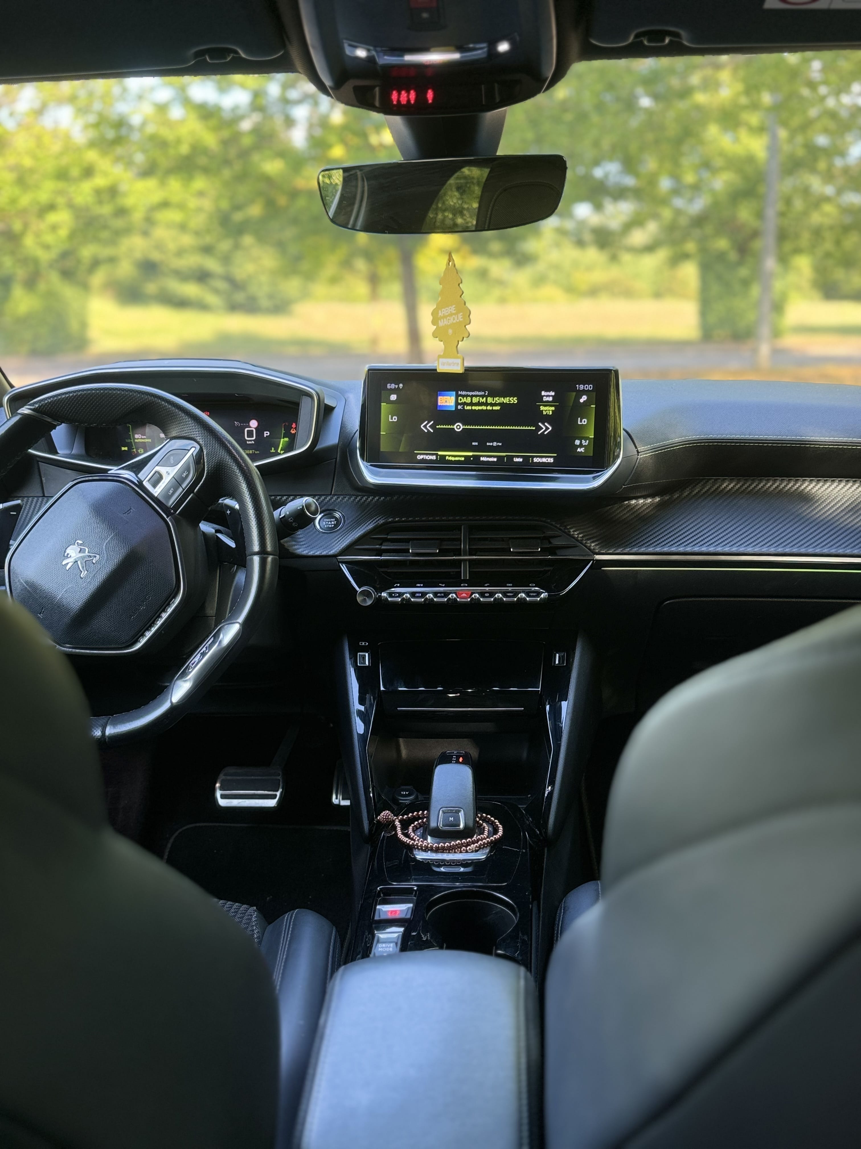 Peugeot 208 GT Line avec Audio Bluetooth