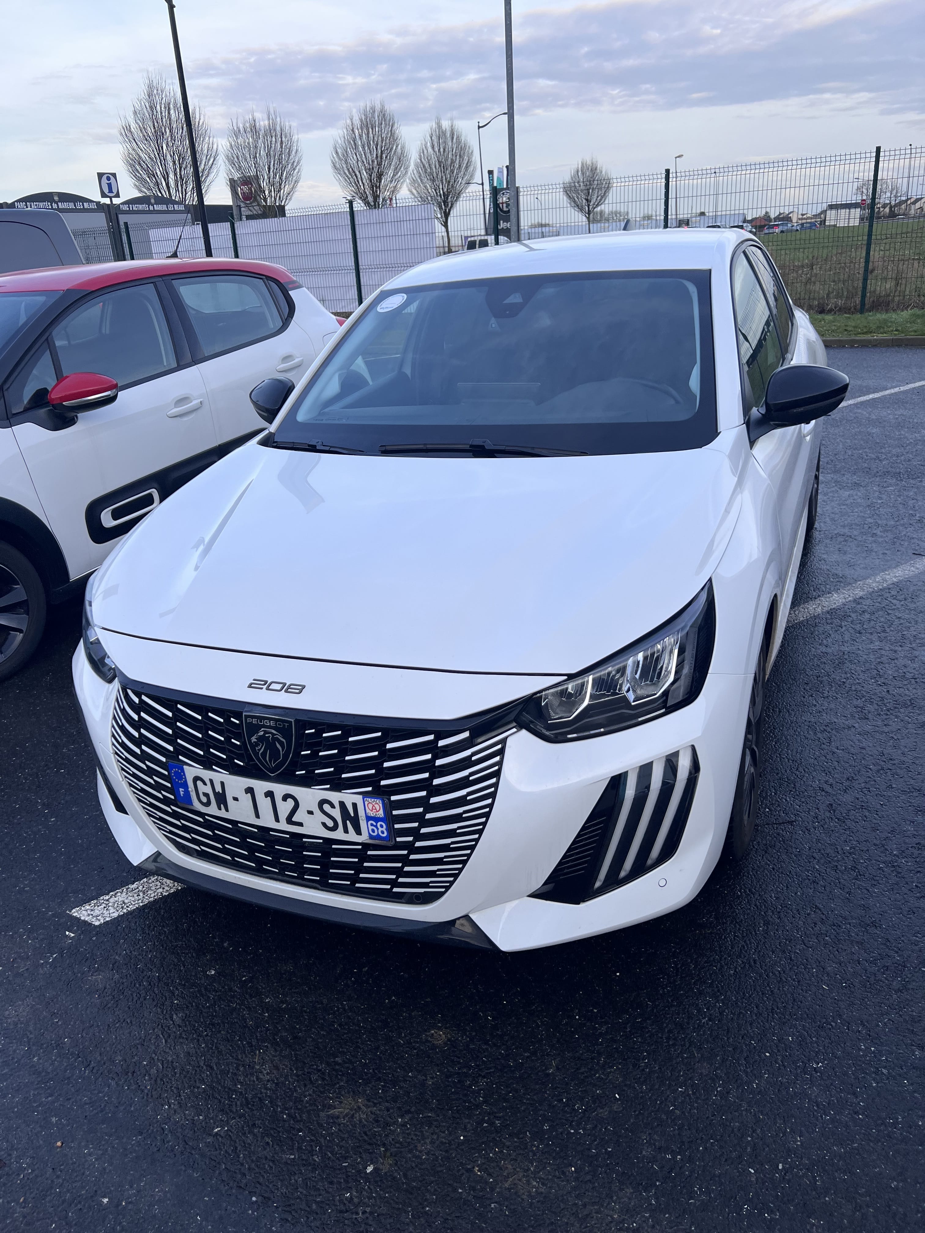 Peugeot 208, 2024, Essence 98