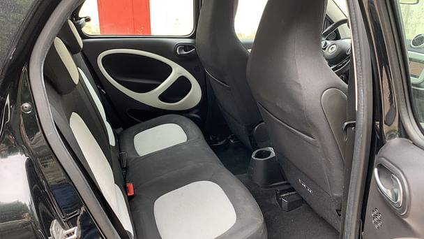 Smart Forfour 1.1 L 71 CH