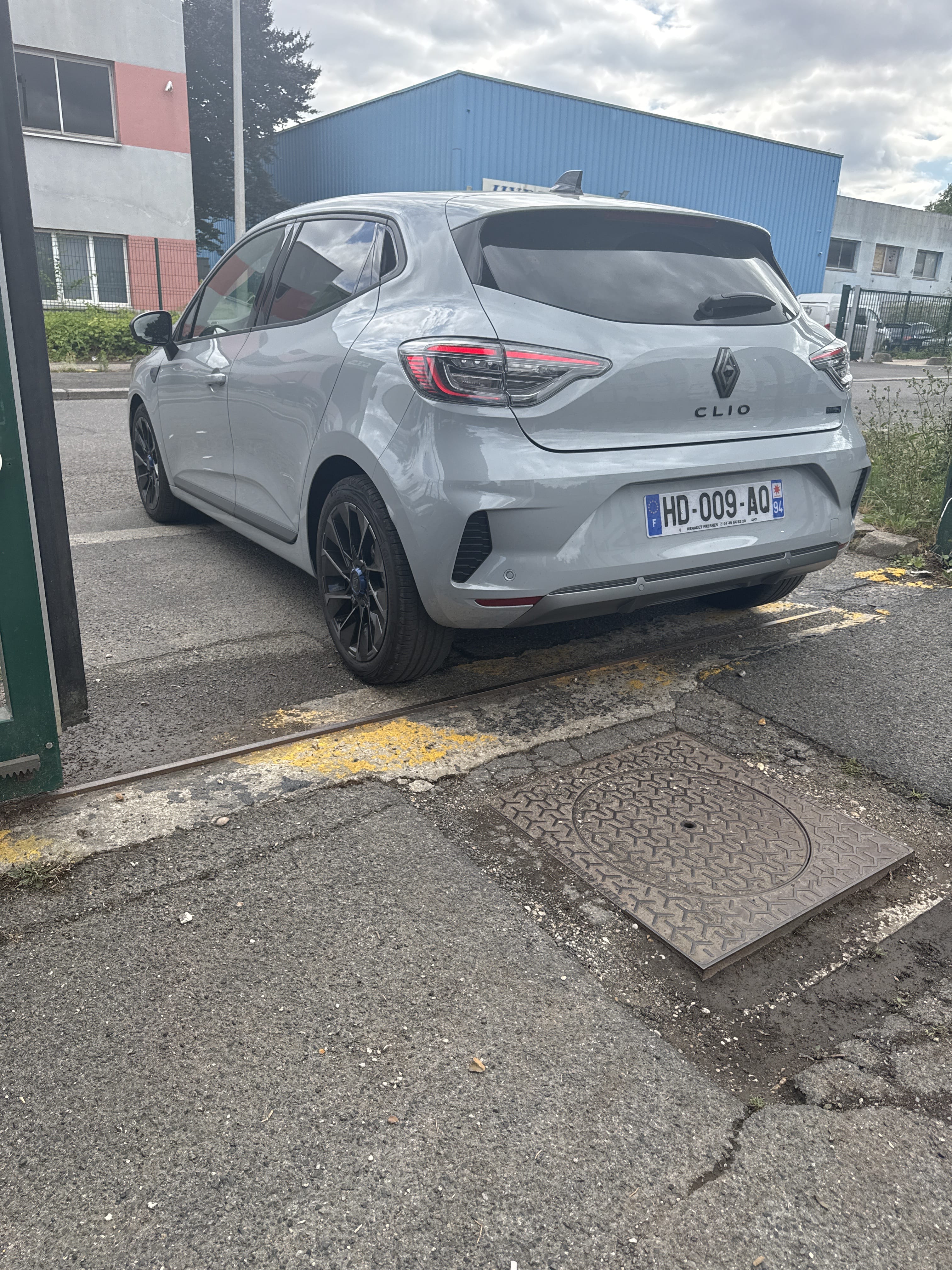 Renault Clio E-tech avec Régulateur de vitesse