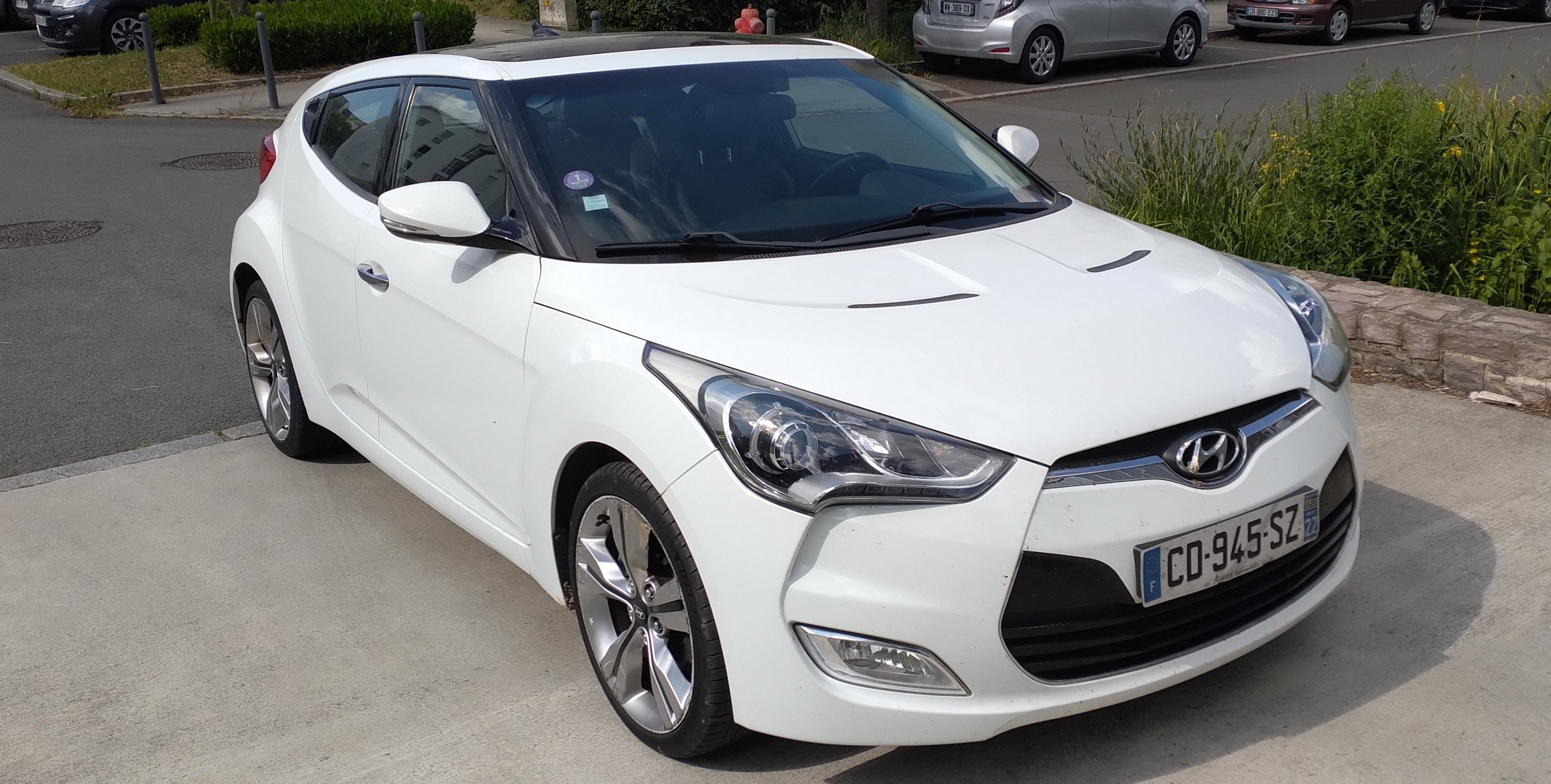 Hyundai Veloster, 2012, Essence 95
