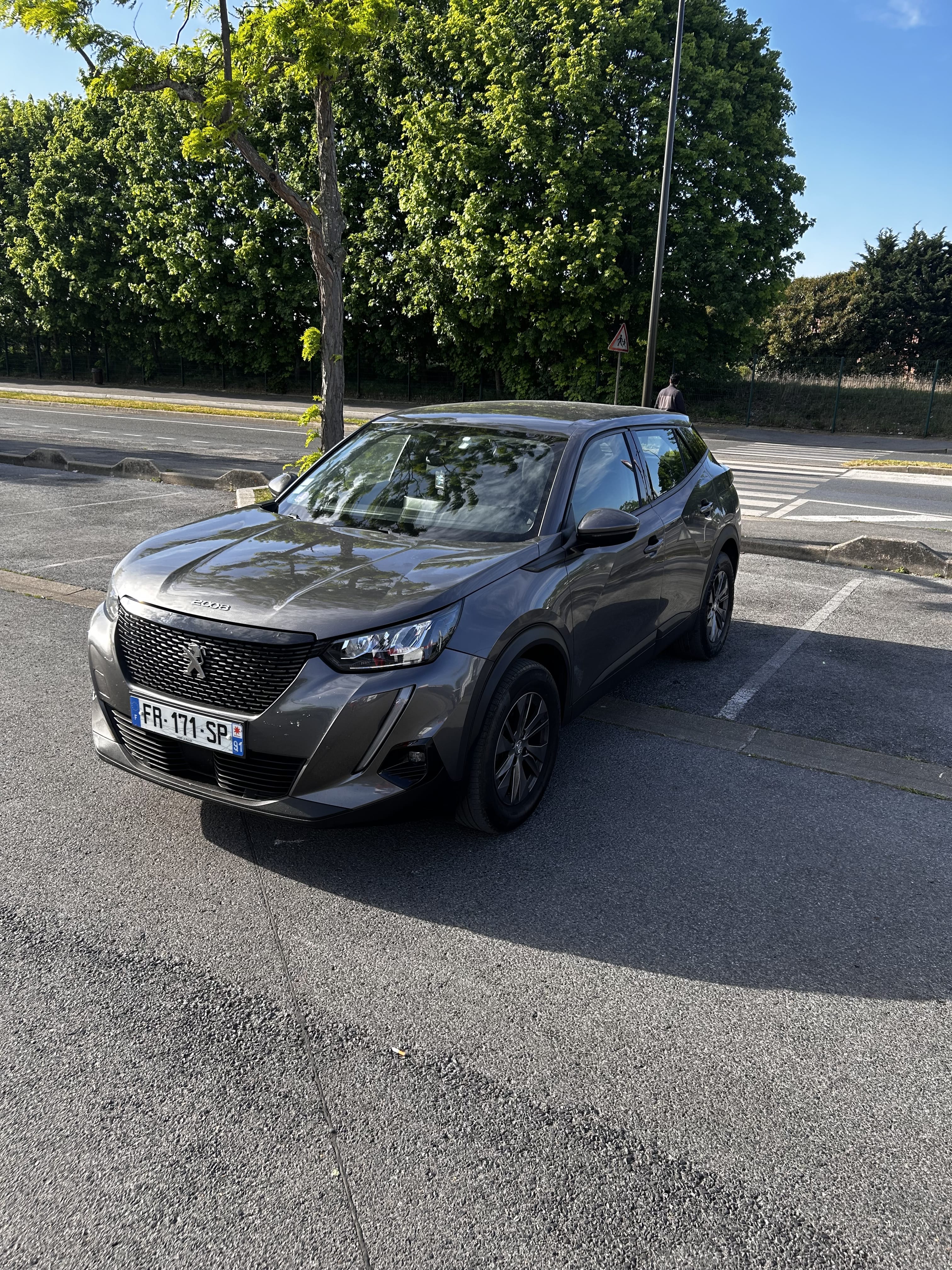 Peugeot 2008, 2020, Essence 95, automatique
