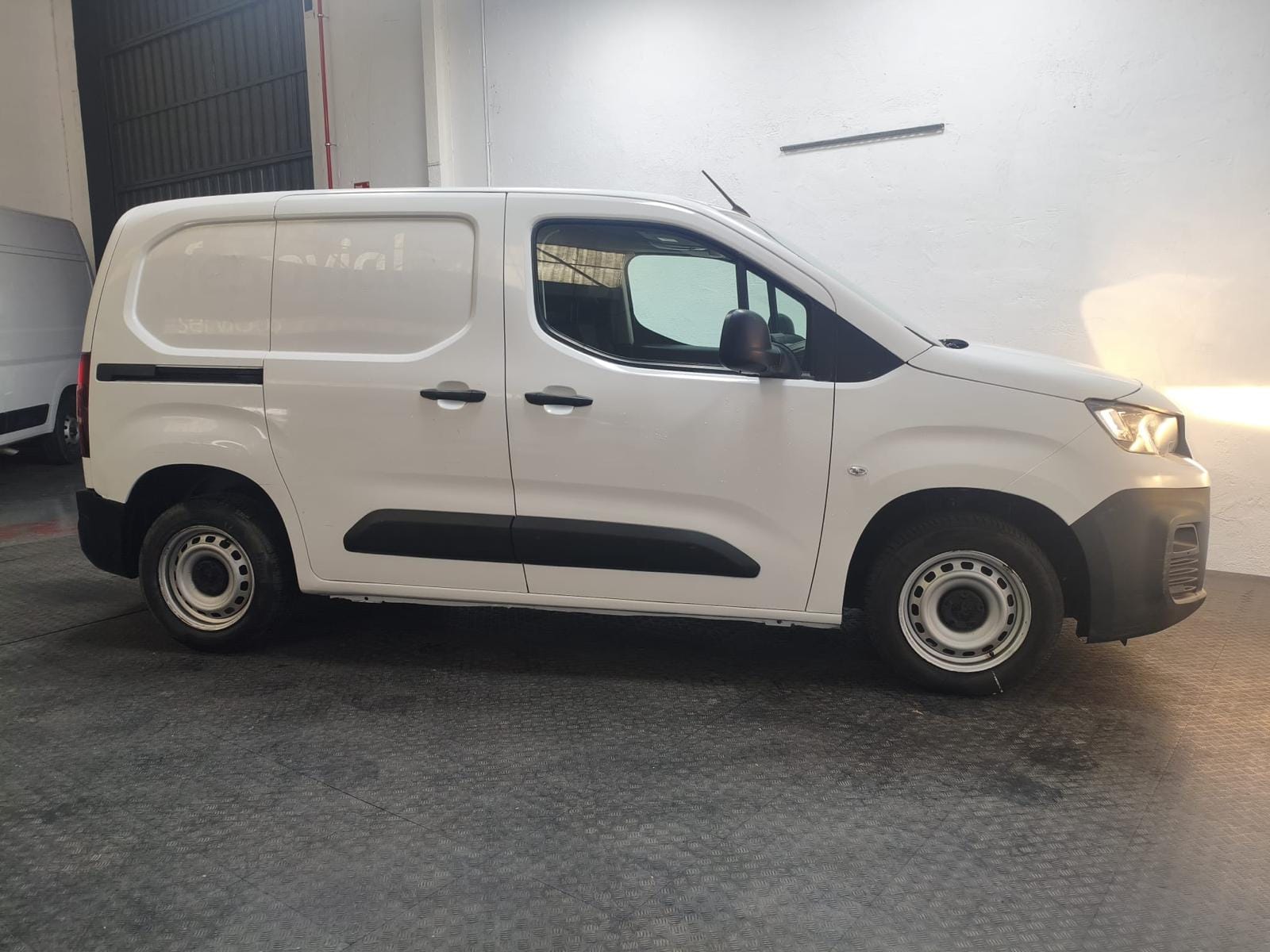 Peugeot Partner con Radio 