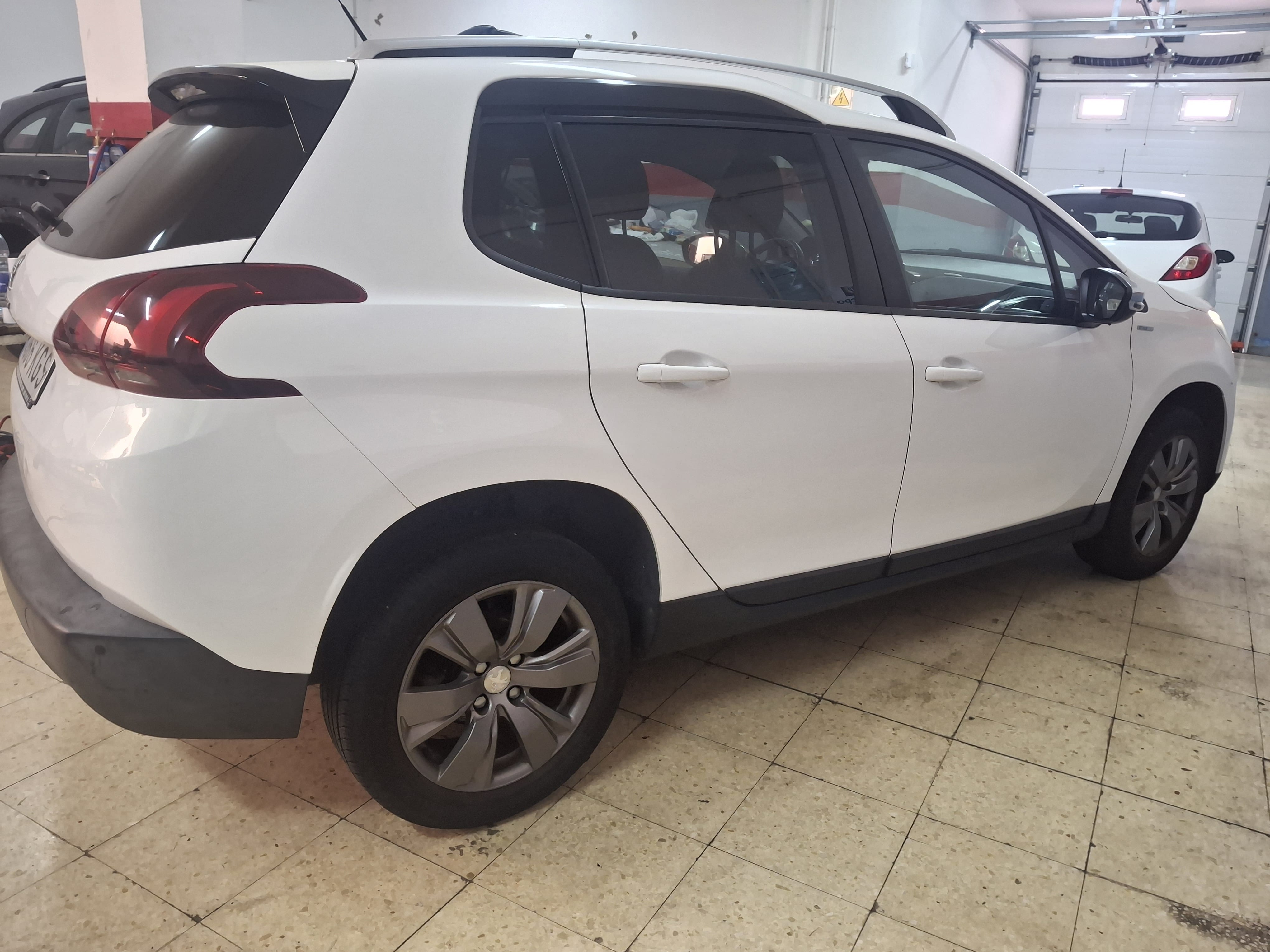 Peugeot 2008, 2018, Gasolina 95