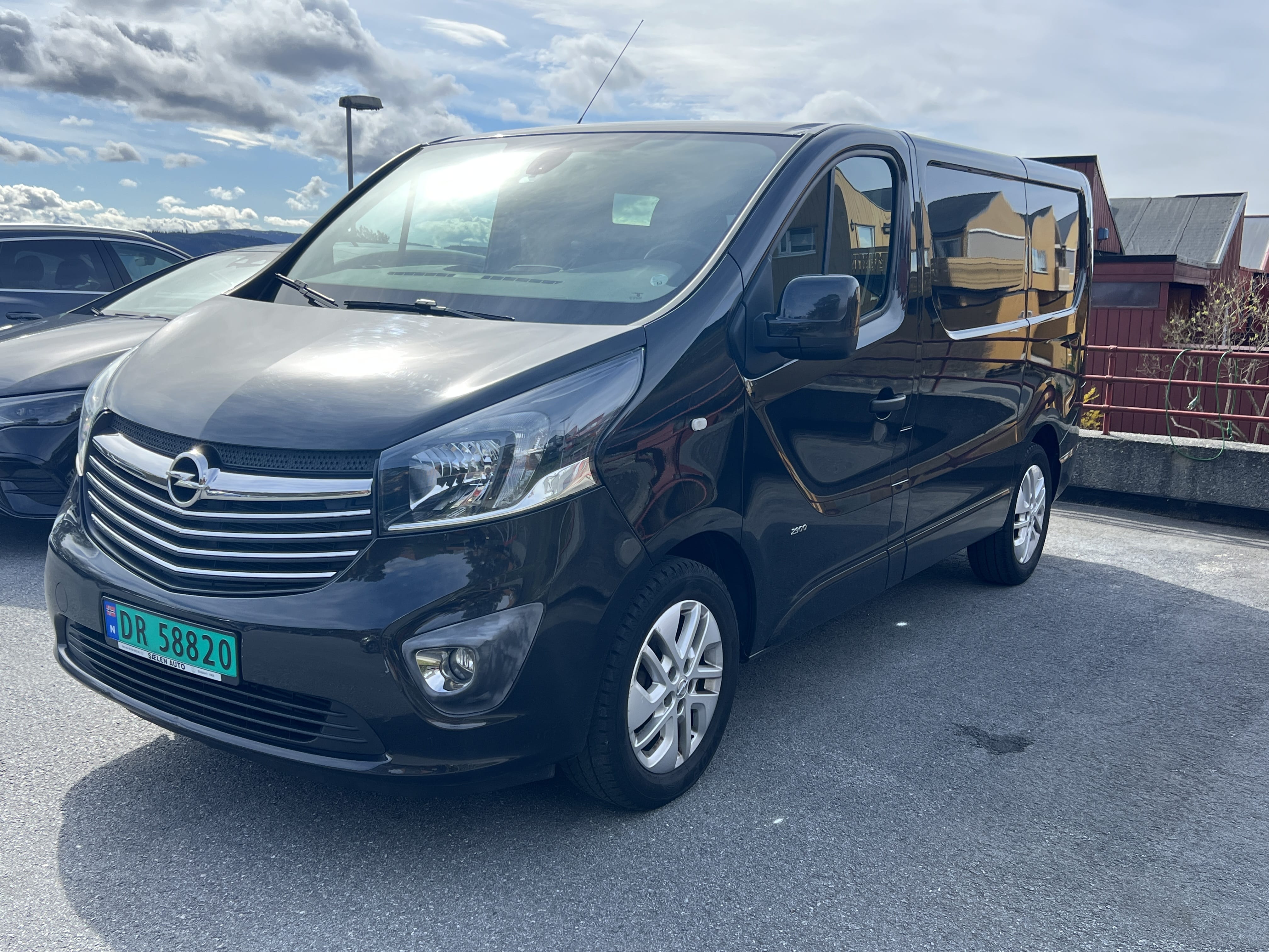 Opel Vivaro, 2015, Diesel
