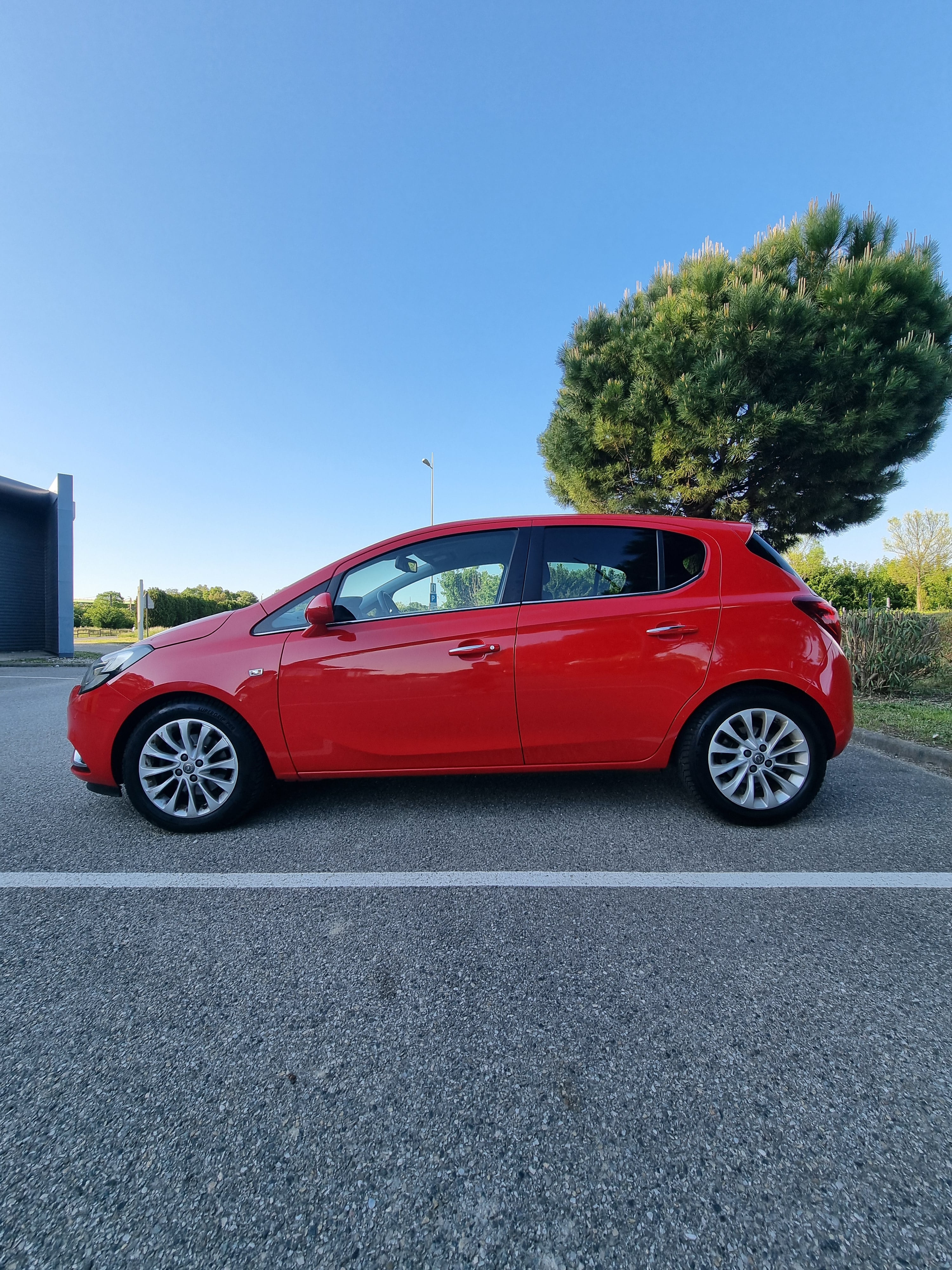 Opel Corsa avec Climatisation