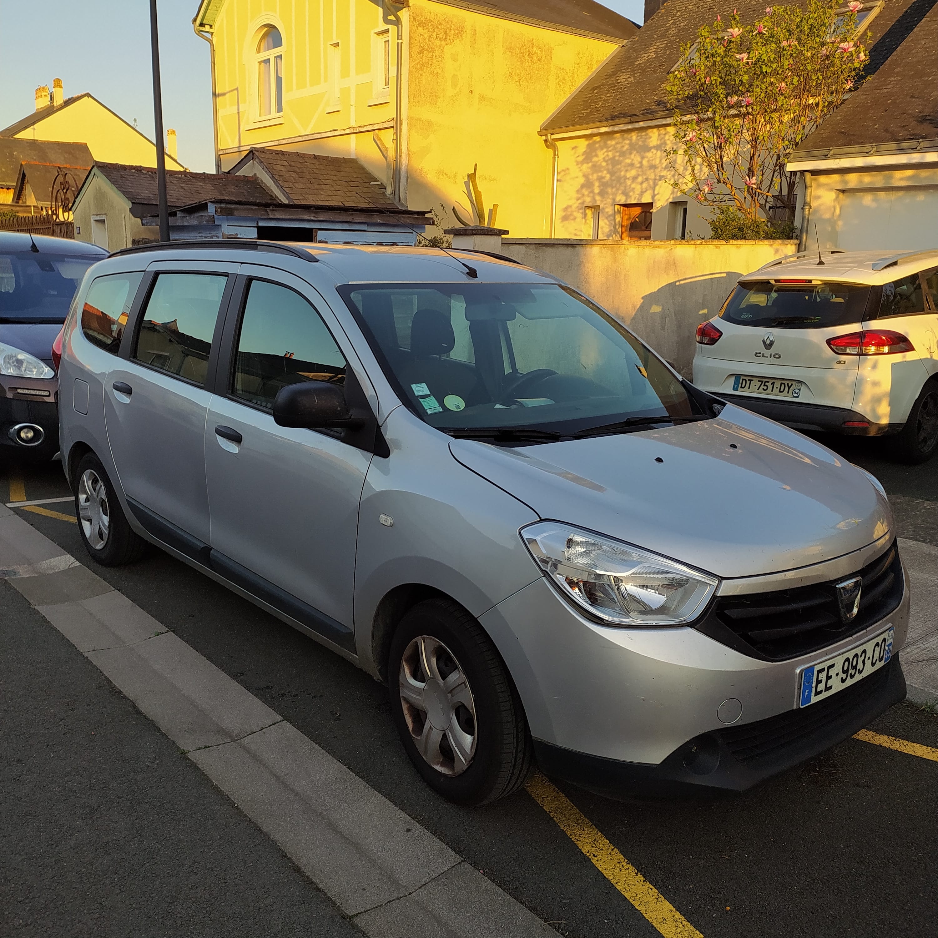 Dacia Lodgy avec Climatisation
