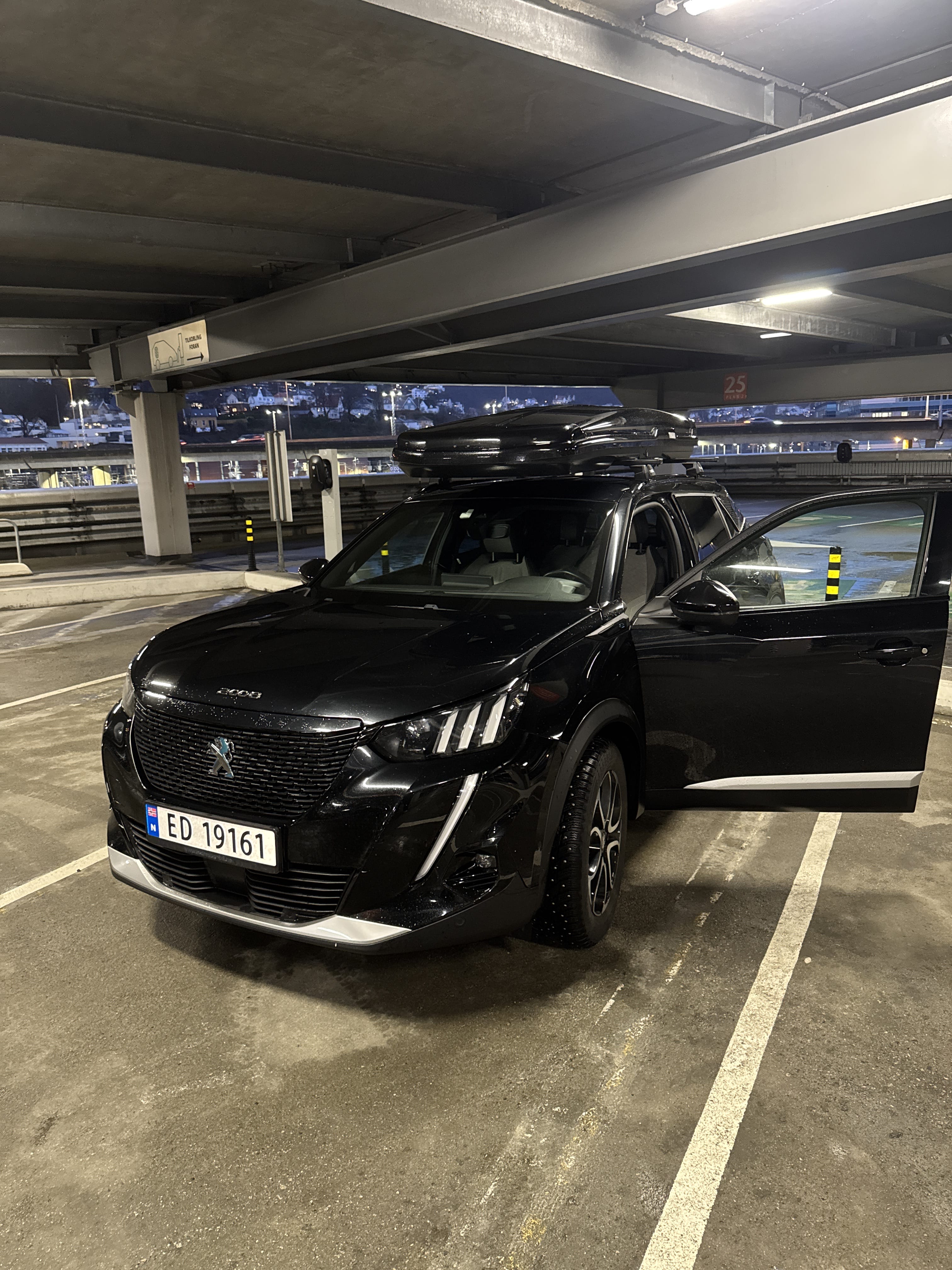 Peugeot e-2008, 2021, Elektrisk, automatisk