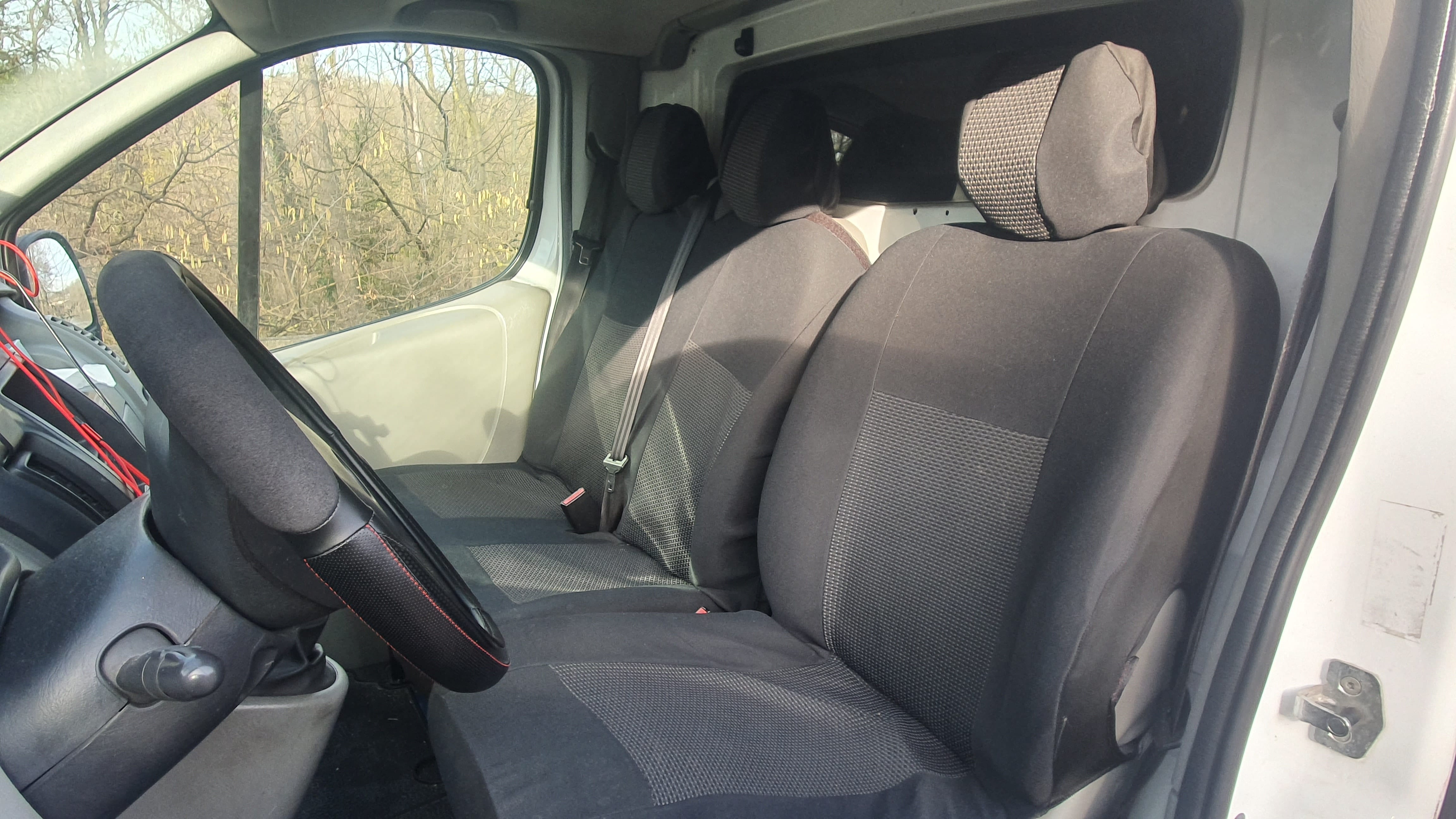 Opel Vivaro 2.0 DCI 3 places - 6M3