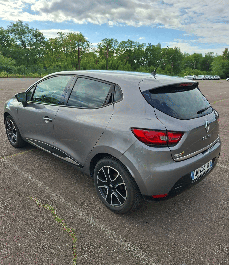 Renault Clio avec GPS