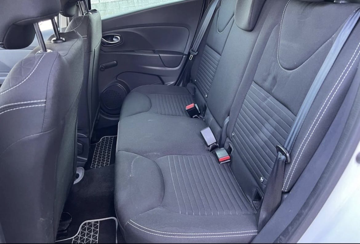 Renault Clio Estate avec Siège bébé