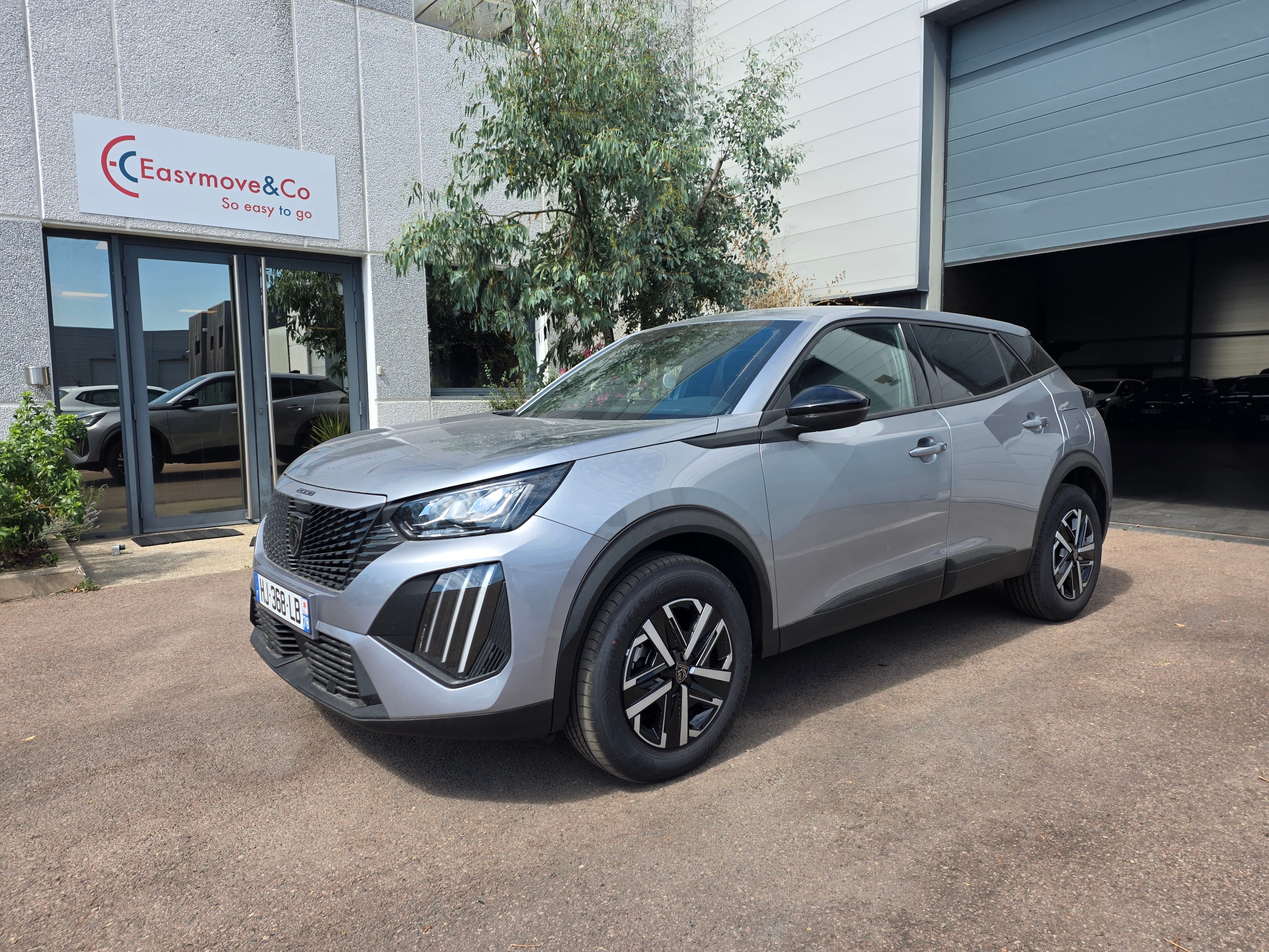 Peugeot 2008, 2026, Essence 95 / Électrique (hybride), automatique