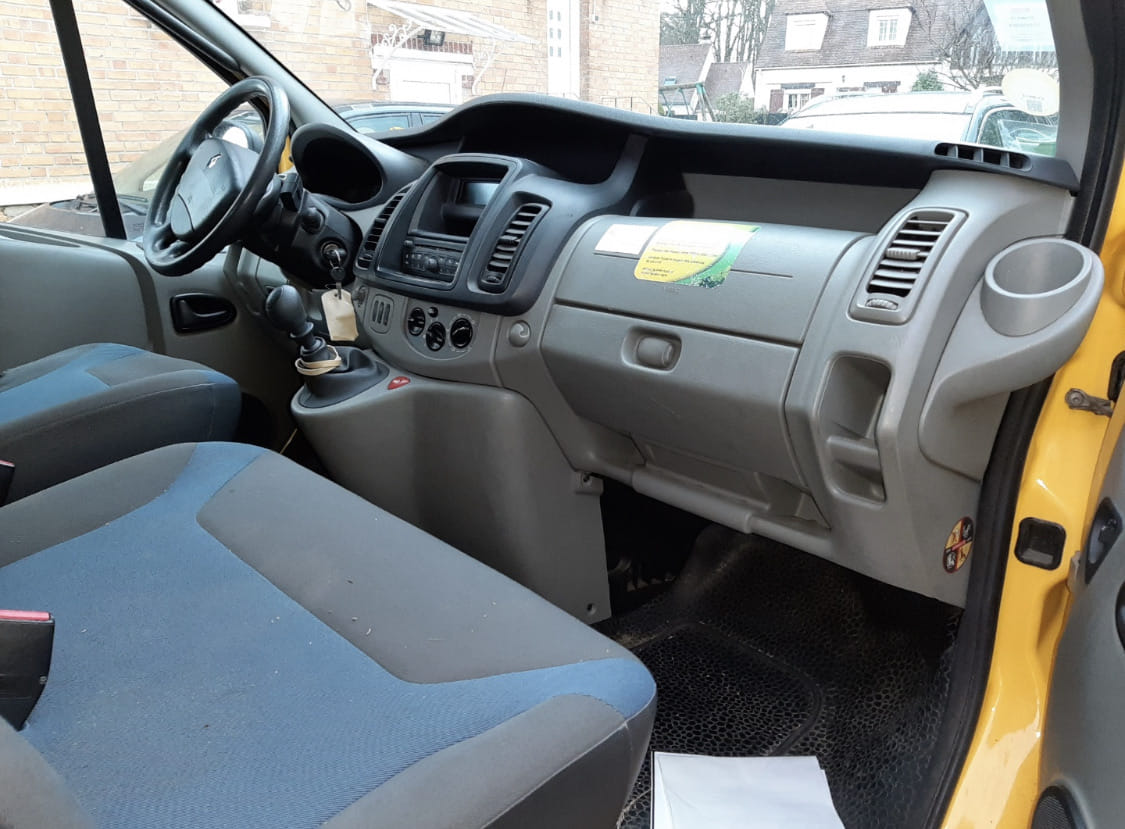 Renault Trafic CY avec Entrée audio / iPod