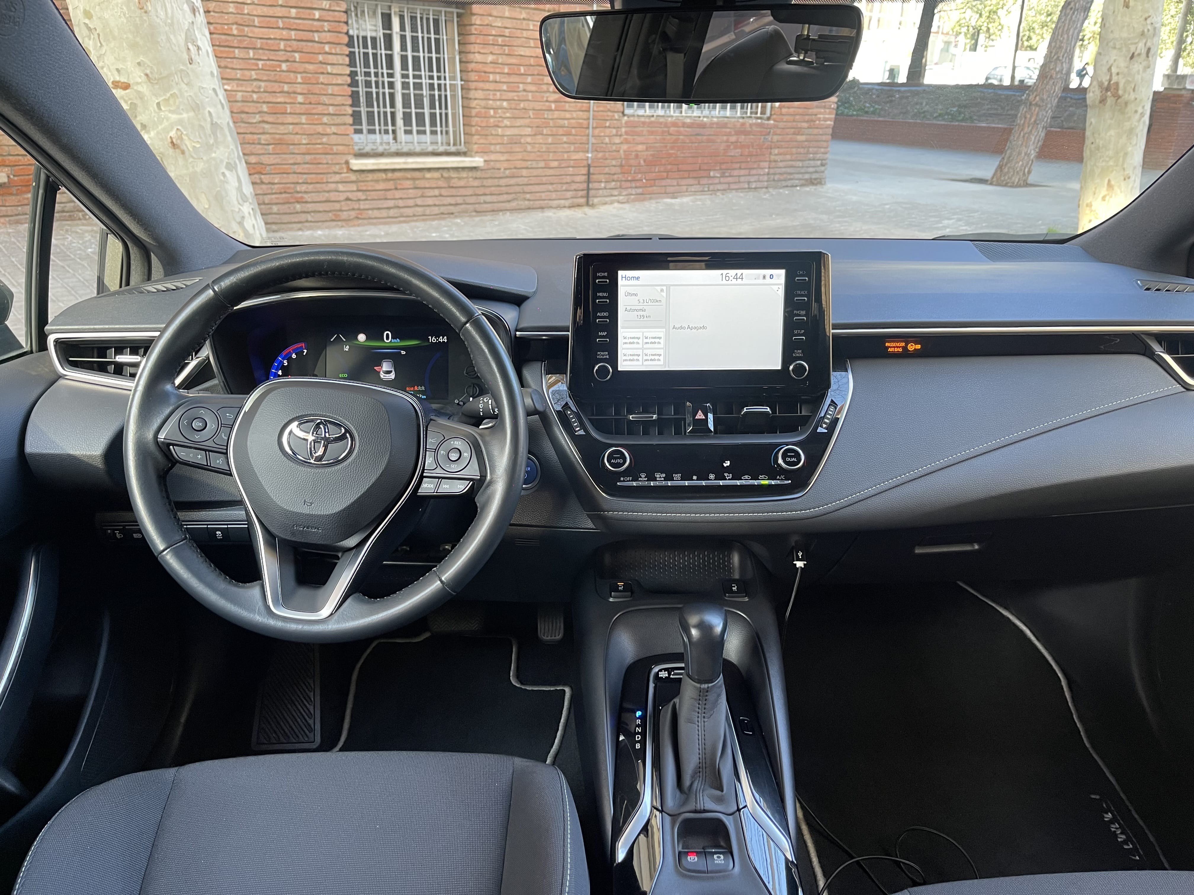 Toyota Corolla Híbrido Gasolina híbrido con Control de velocidad