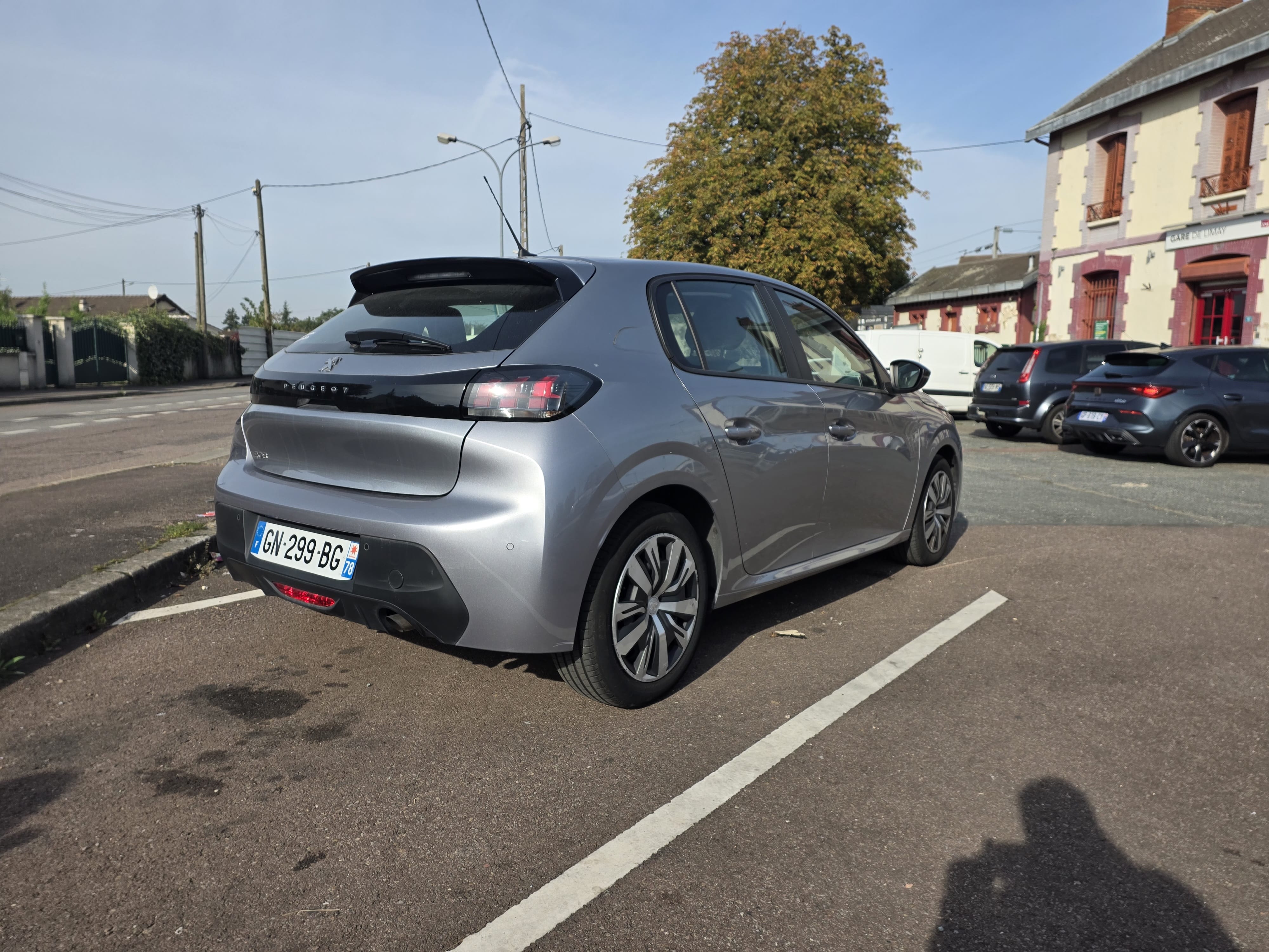 Peugeot 208 ACTIVE PACK PURETECH 75CH BVM avec GPS