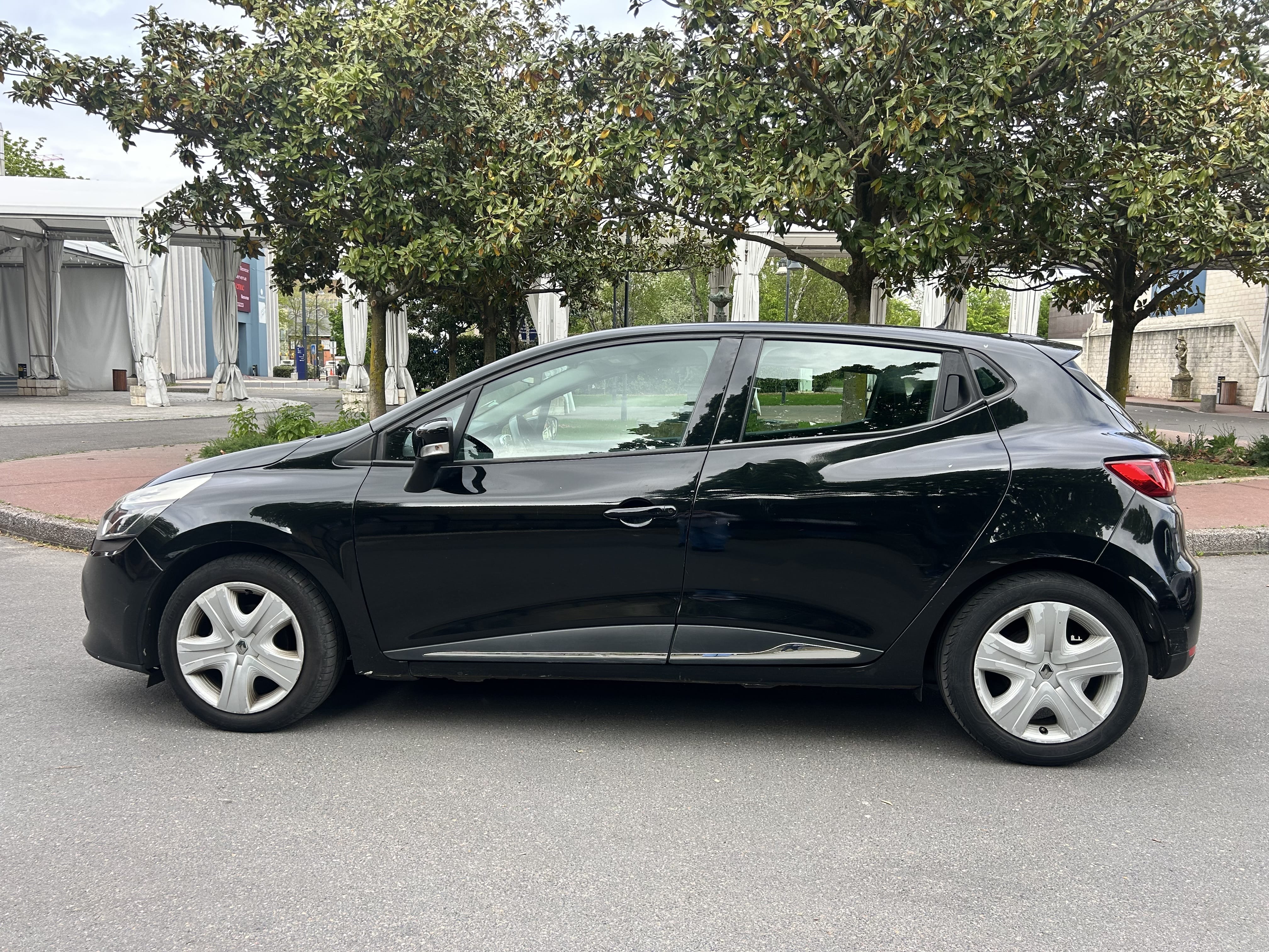 Renault Clio avec Climatisation