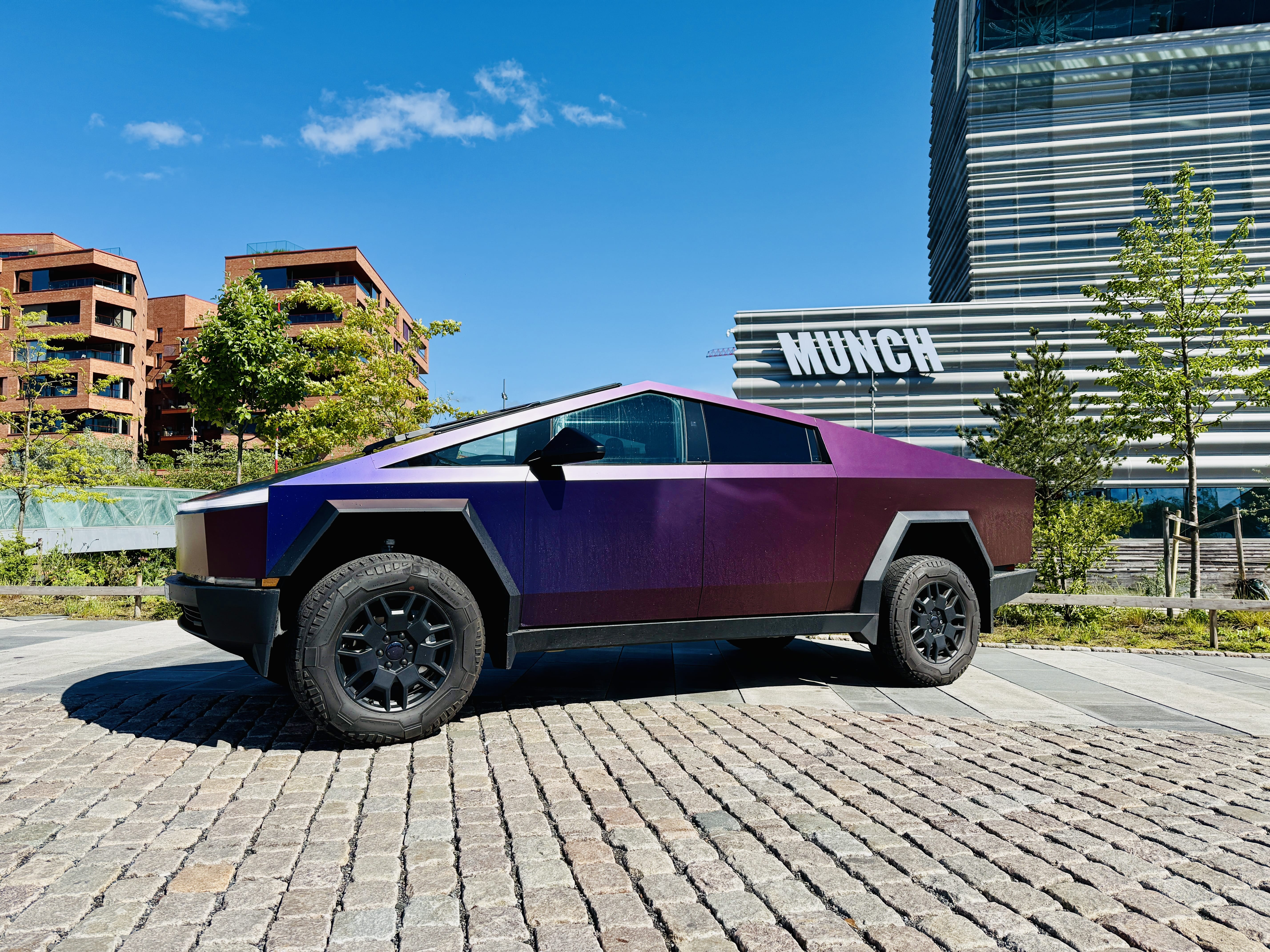 Tesla Cybertruck med Aircondition