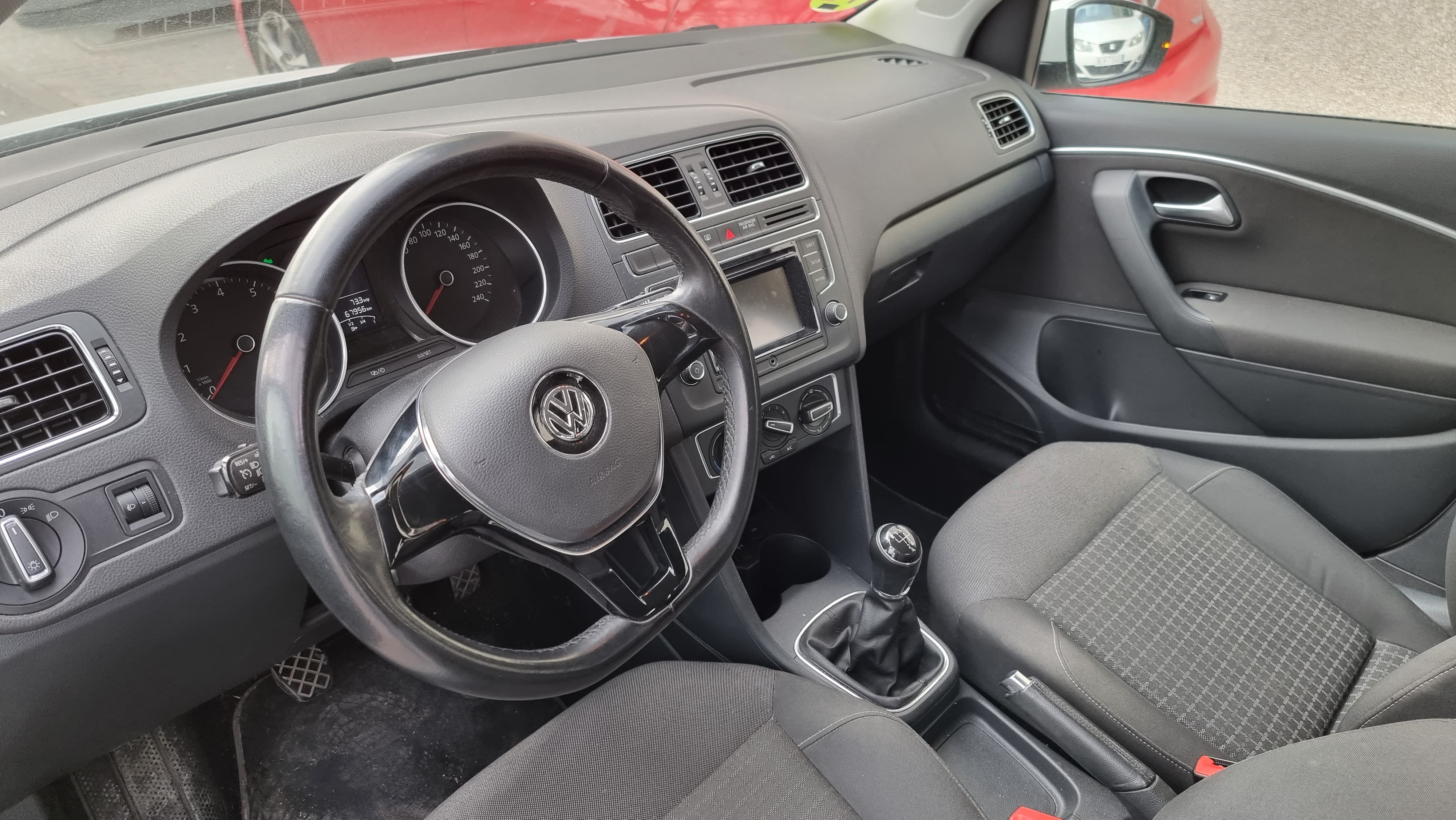 Volkswagen Polo TSI White Edition with Bluetooth audio