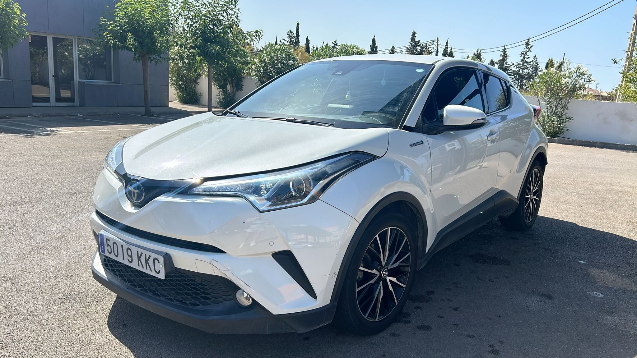 Toyota C-HR Hybrid avec Climatisation