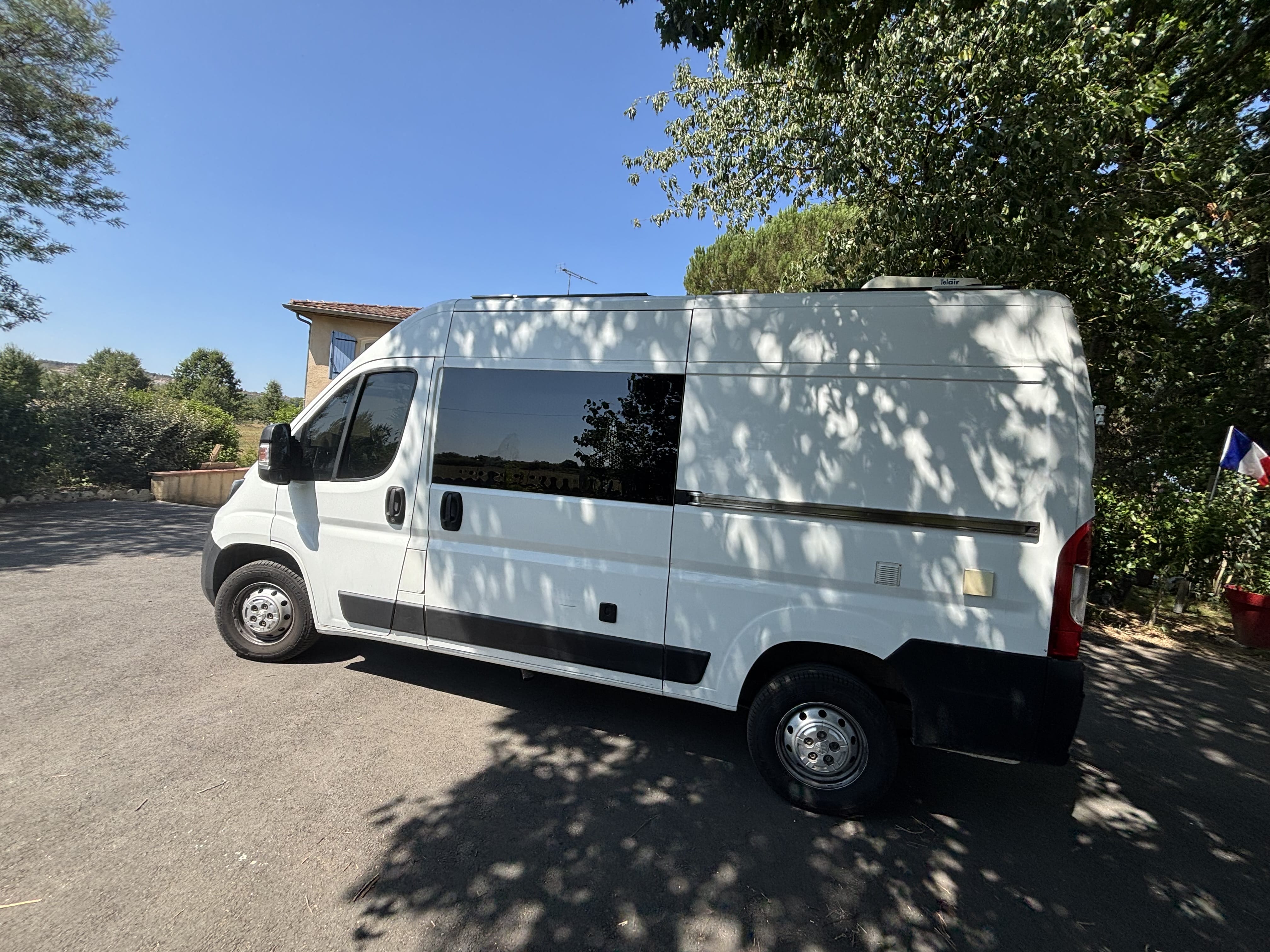 Peugeot Boxer Fourgon grand volume avec Entrée audio / iPod