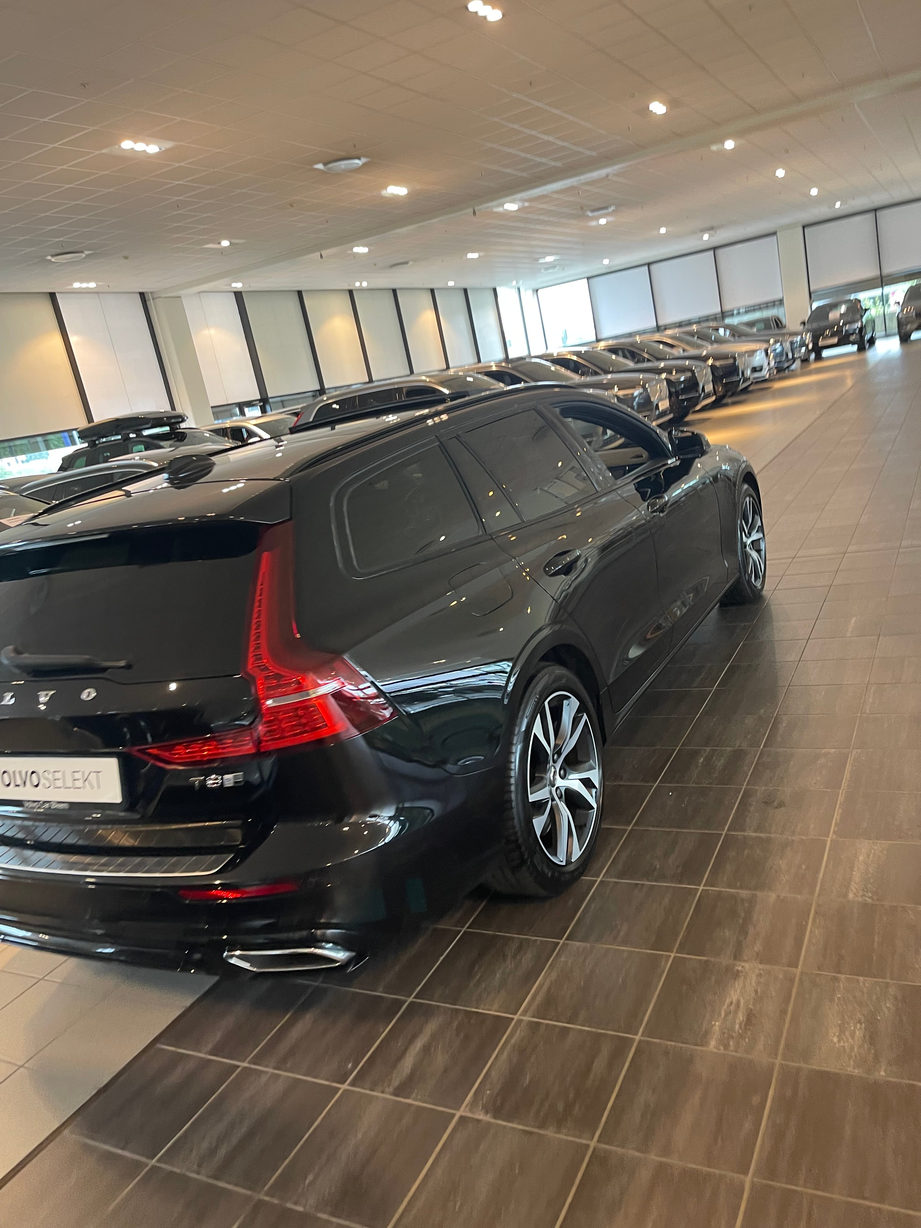 Volvo V60 Plug-in Hybrid med Aircondition