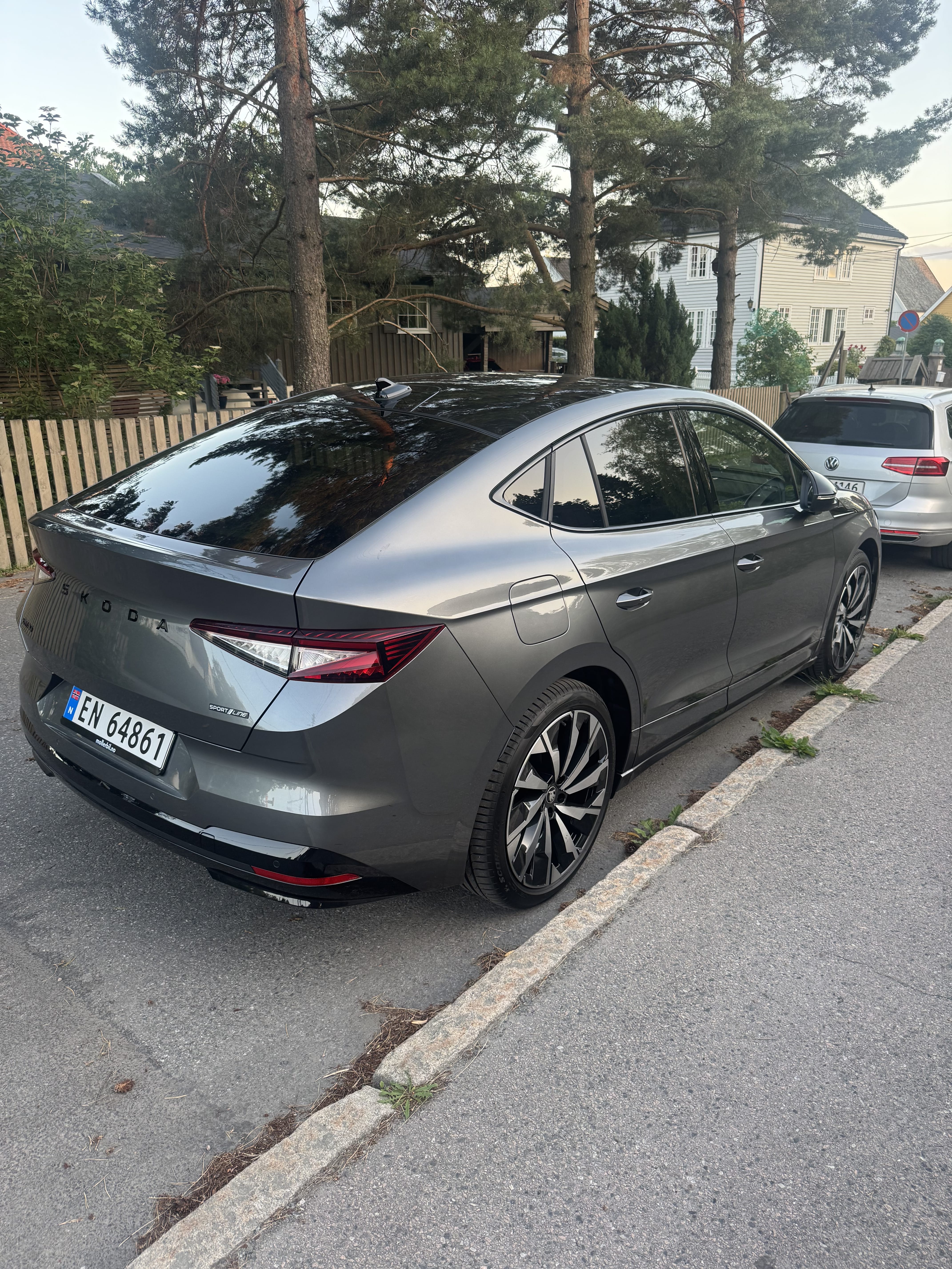 Skoda Enyaq 60 85x Sportline med Ryggekamera