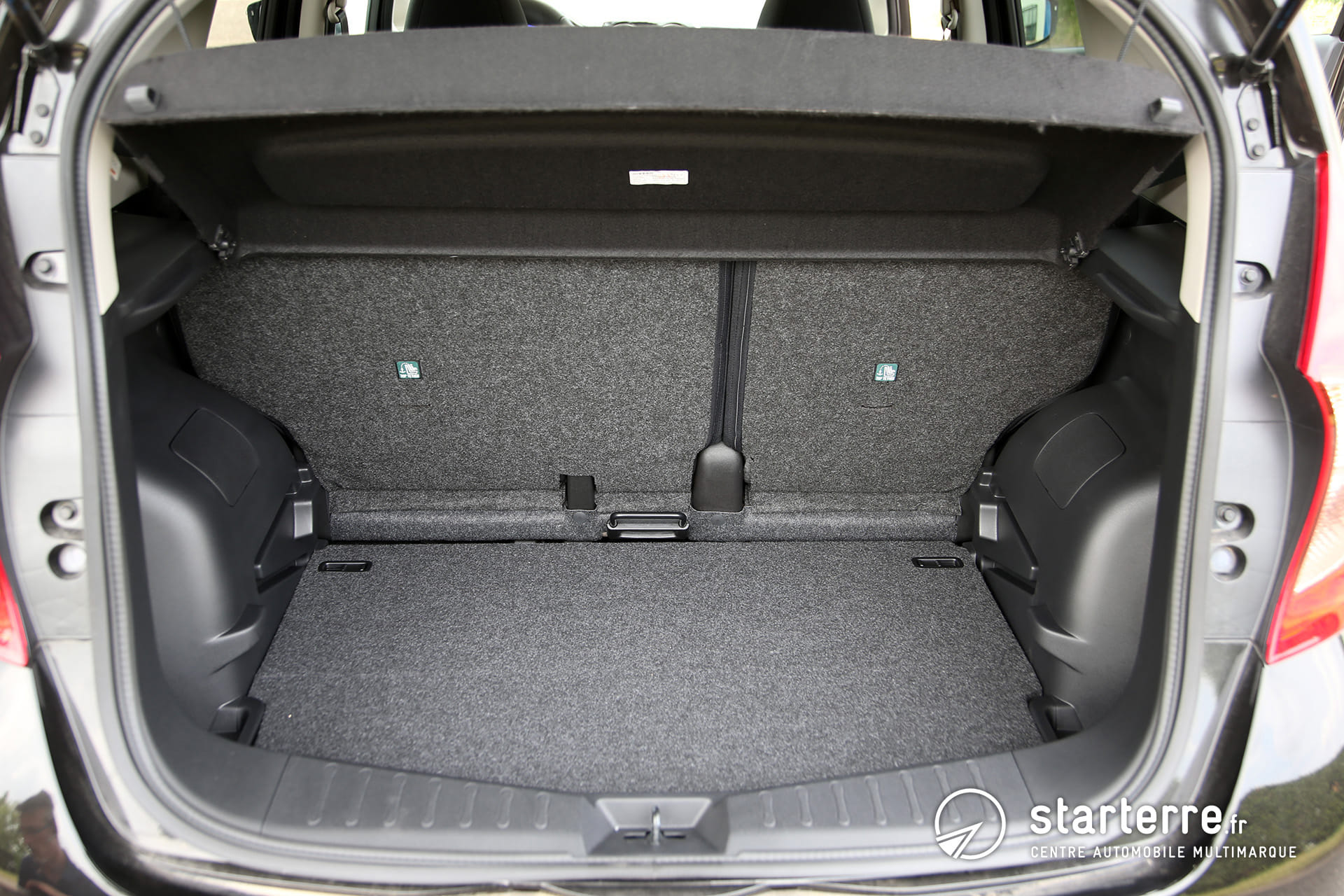 Nissan Note 1,5 DCI  90CV avec Pneus neige