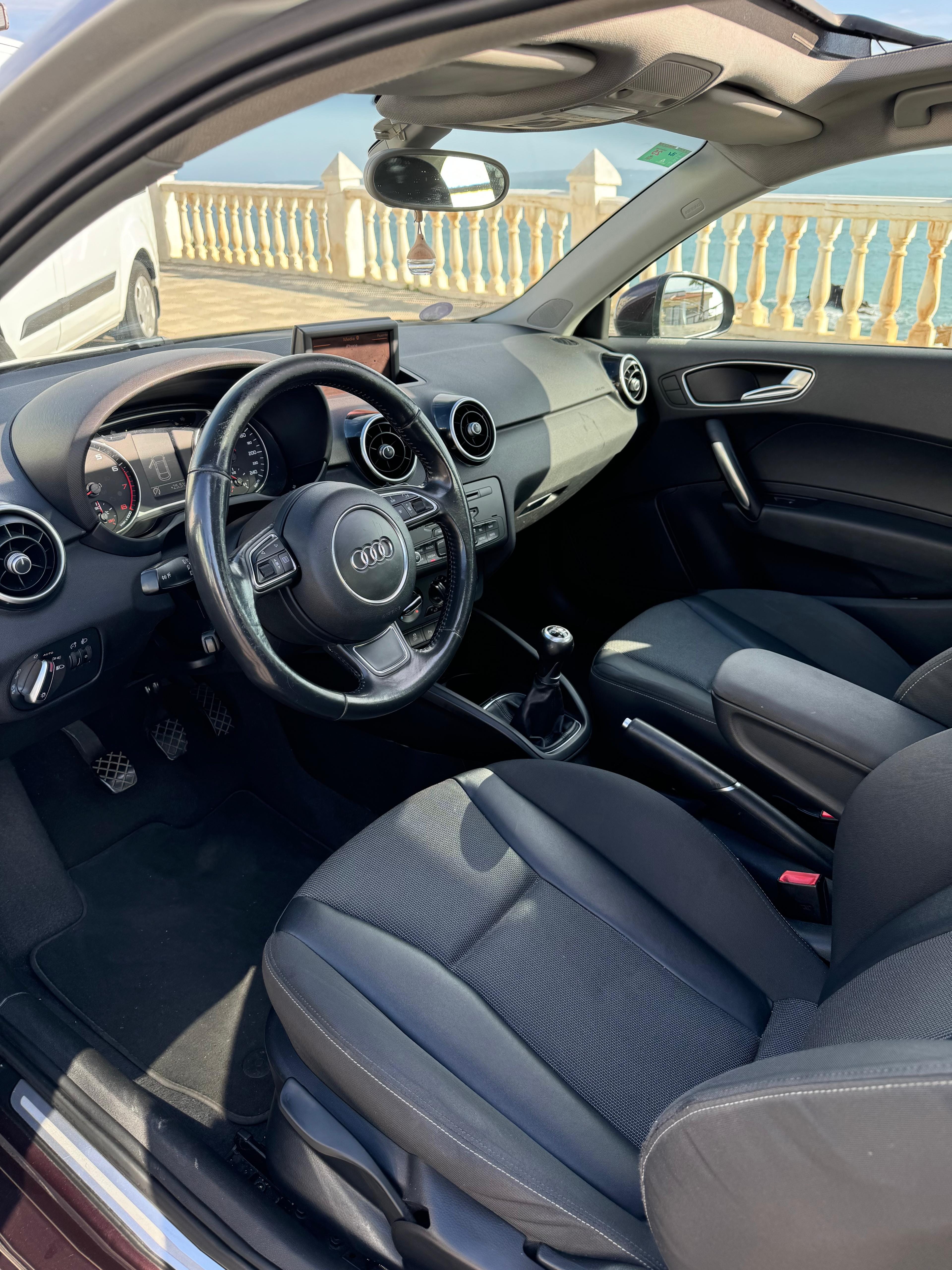 Audi A1 con Entrada de Audio/iPod