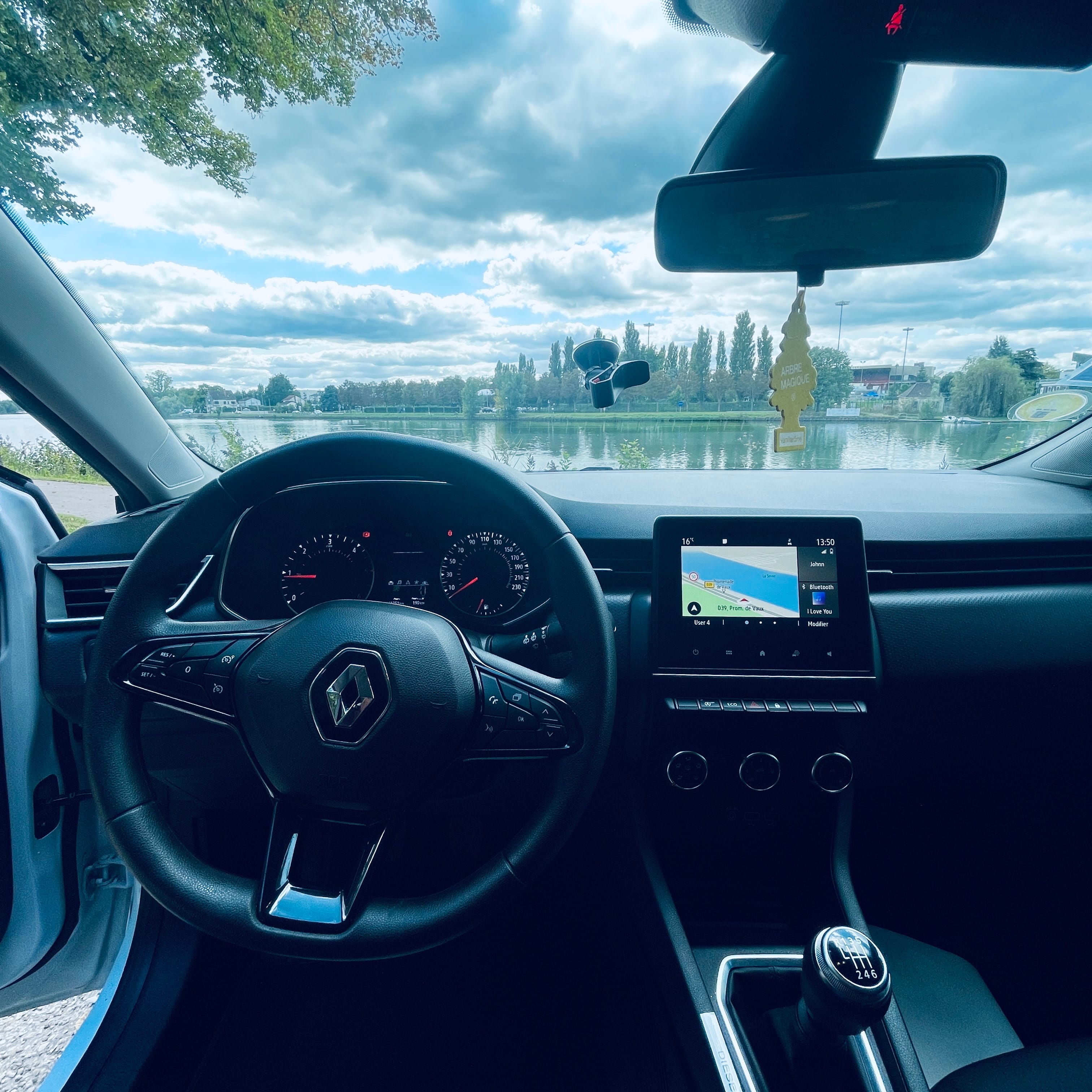 Renault Clio 1.5 Dci avec Apple CarPlay