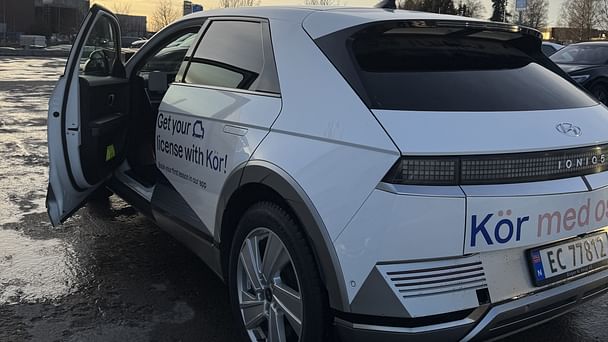 Hyundai Ioniq 5 with Cruise control