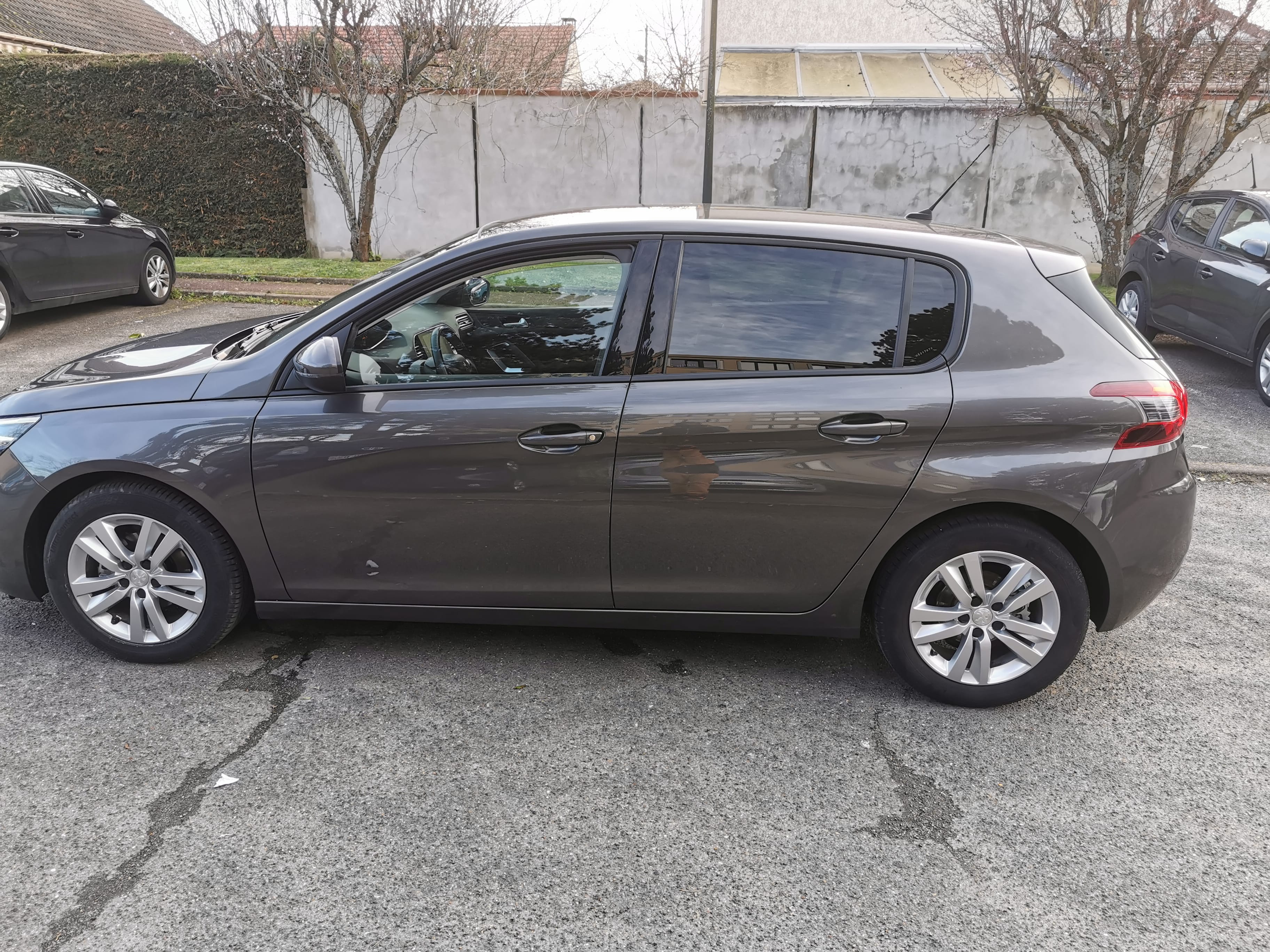 Peugeot 308 avec Climatisation