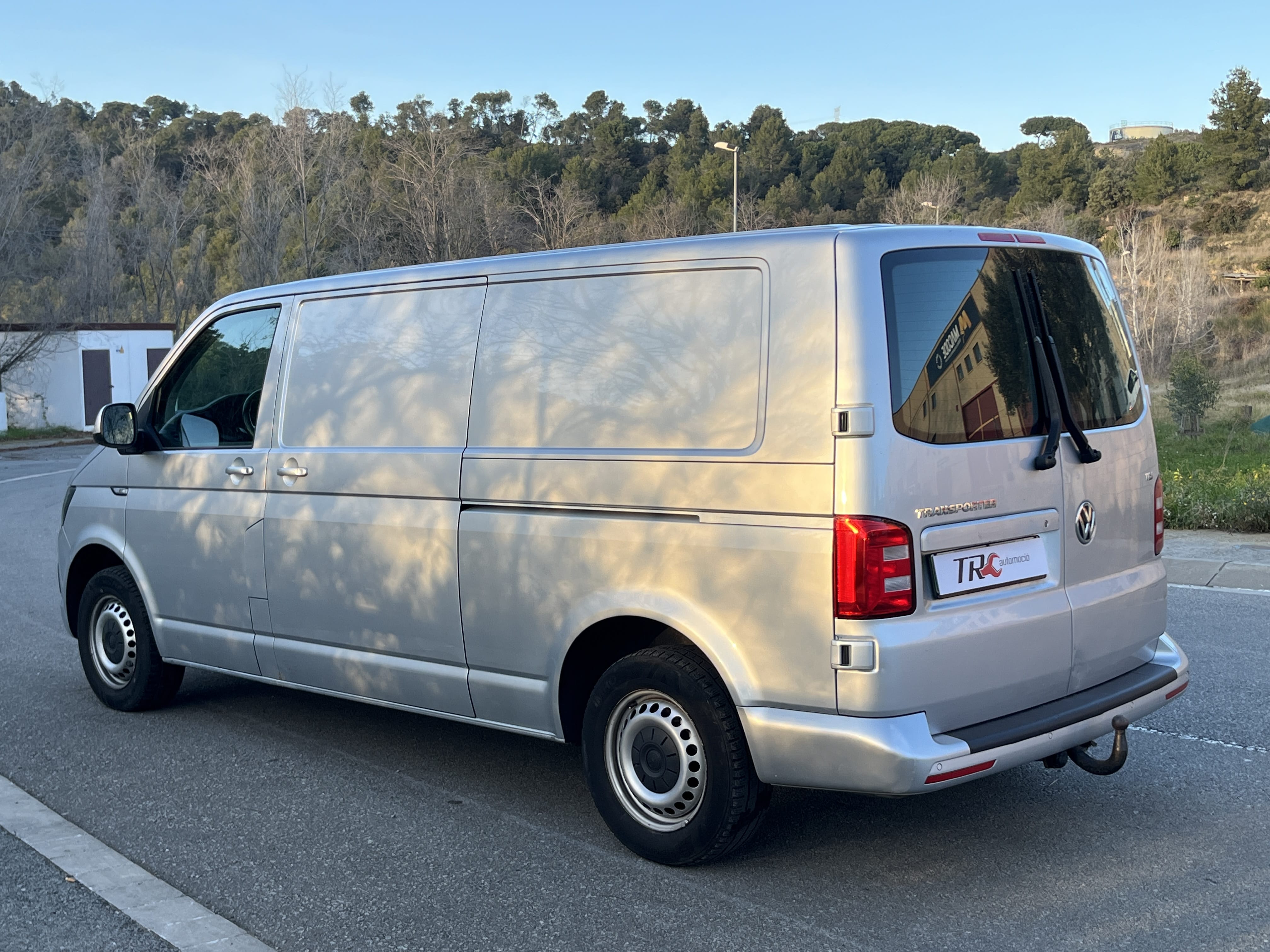 Volkswagen Transporter 2.0 TDI with Cruise control